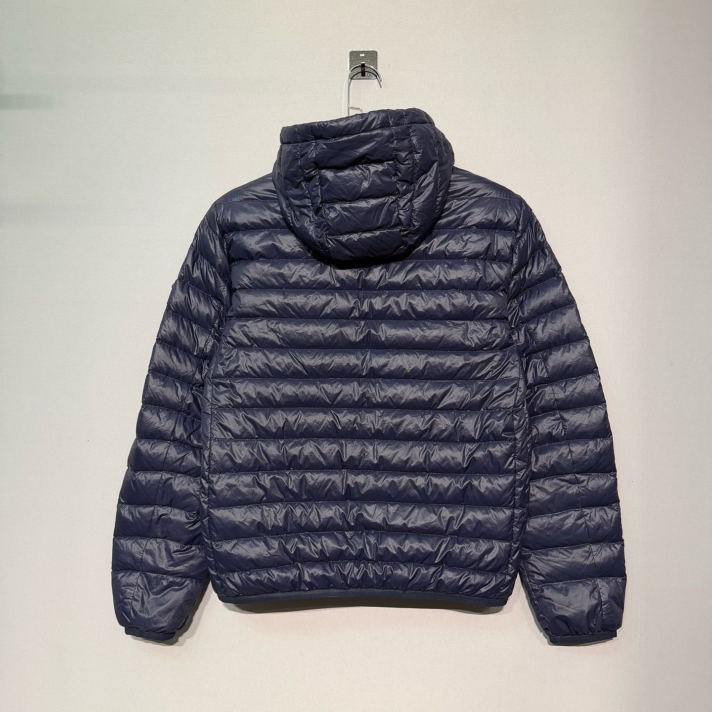 Prada Prada Triangle Logo Down Jacket Size M Size US M / EU 48-50 / 2 - 2 Thumbnail