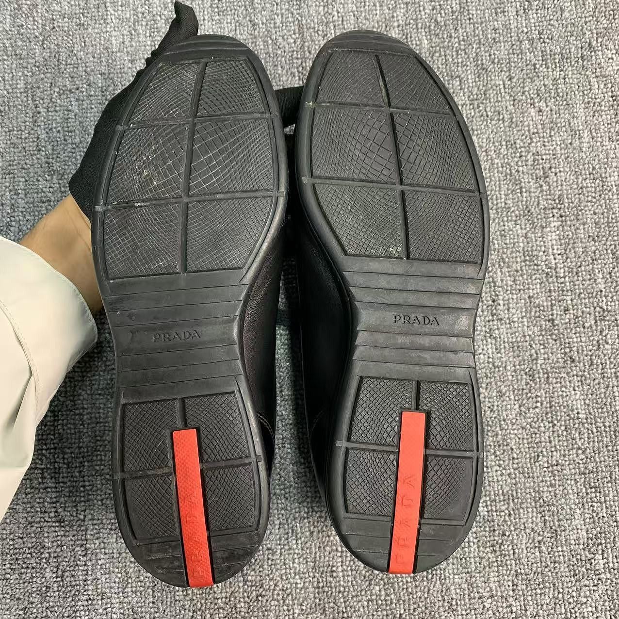 Prada Prada Black Leather Low-Top Sneakers Size 37 Size US 7 / IT 37 - 4 Thumbnail
