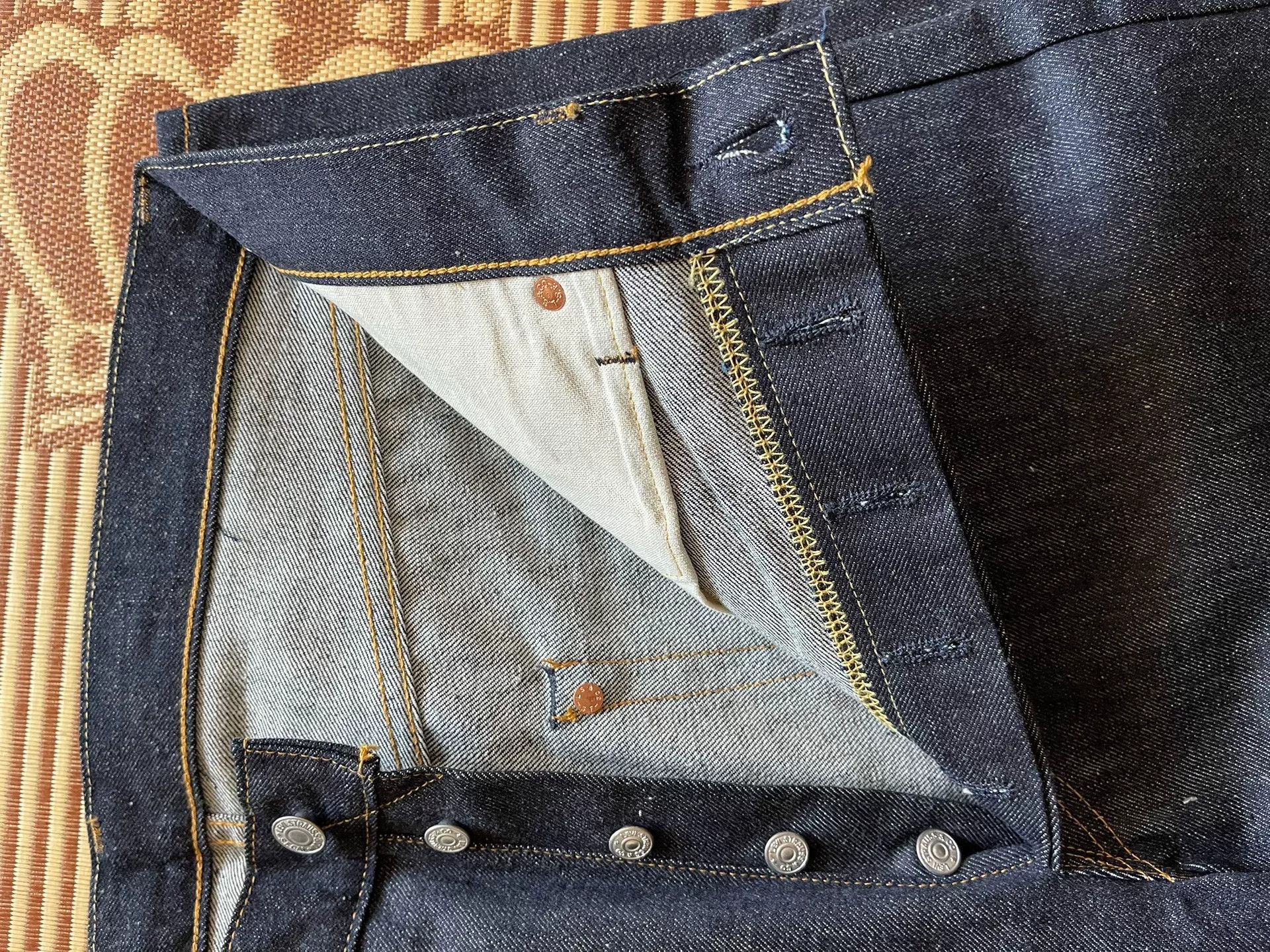 Levi's Vintage Clothing Levi's LVC 501xx 1955 Jeans Size US 28 / EU 44 - 6 Thumbnail