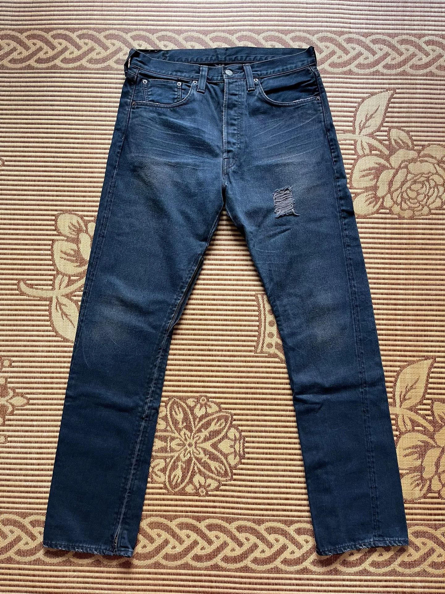 Levi's Vintage Clothing Levi's LVC 1947 501XX Jeans Size US 26 / EU 42 - 2 Thumbnail