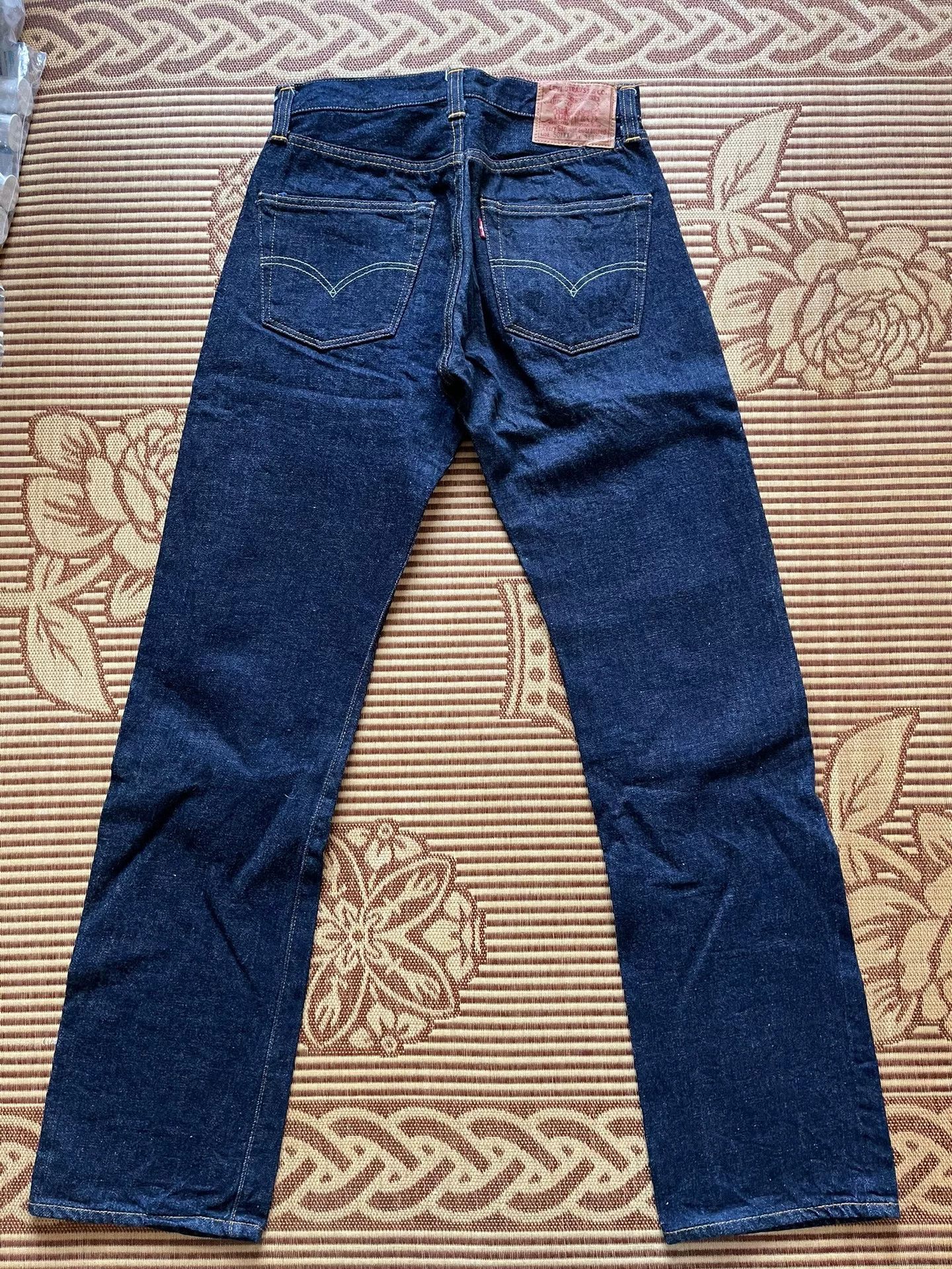 LVC Levi's 501xx 1947 Model Raw Jeans Size US 28 / EU 44 - 3 Thumbnail