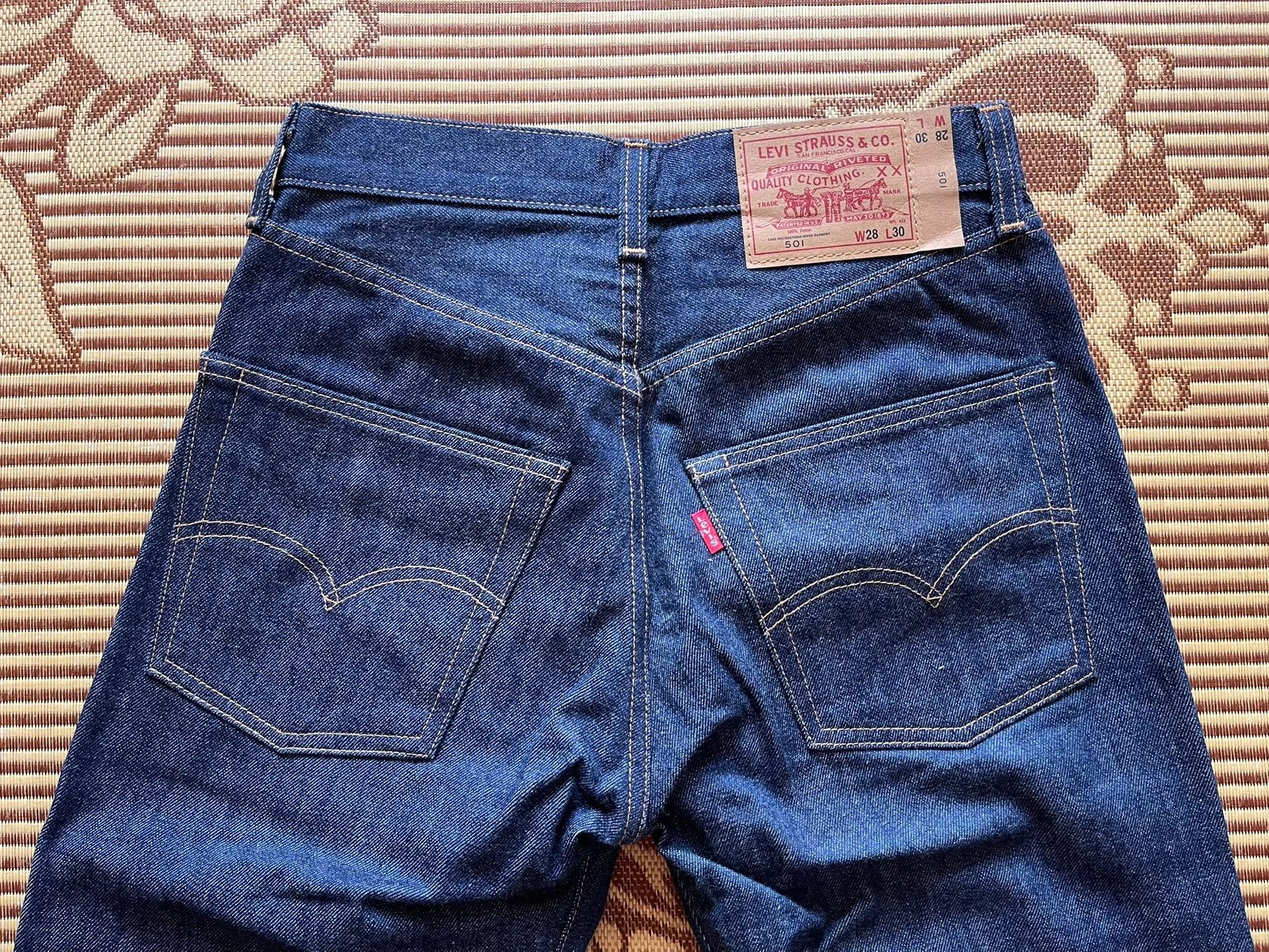 Levi's Vintage Clothing Levi's LVC 501 1976 Jeans W28L30 Size US 28 / EU 44 - 4 Thumbnail