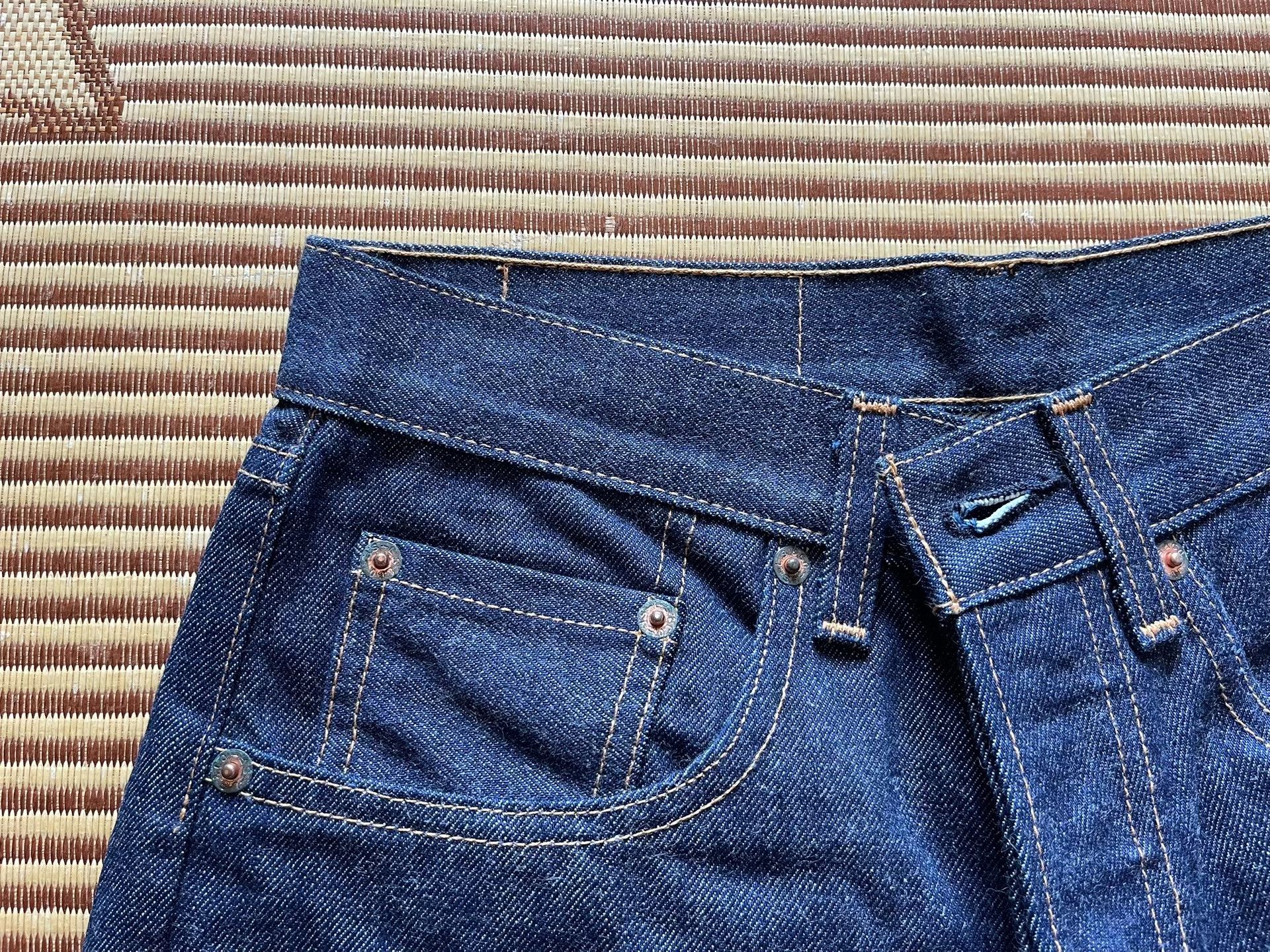 Levi's Vintage Clothing Levi's LVC 501 1976 Jeans W28L30 Size US 28 / EU 44 - 5 Thumbnail