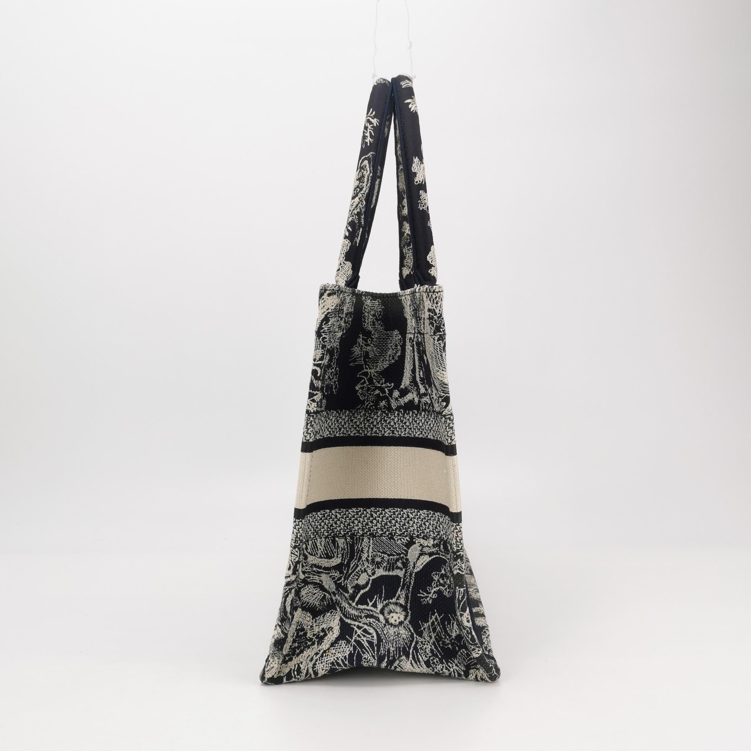 Dior Dior Women os Tote Bags Size ONE SIZE - 3 Thumbnail