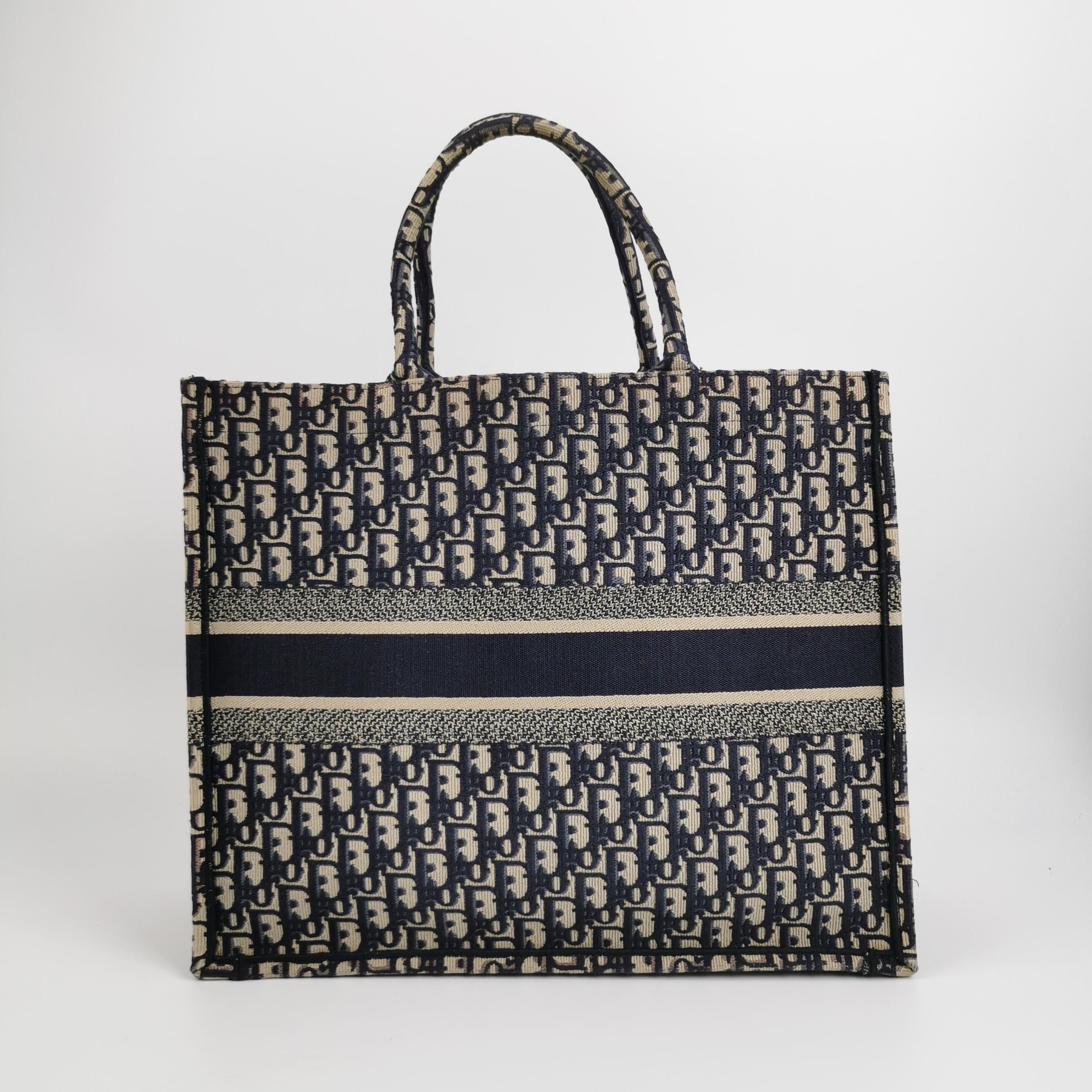 Dior Dior Women os Tote Bags Size ONE SIZE - 5 Thumbnail
