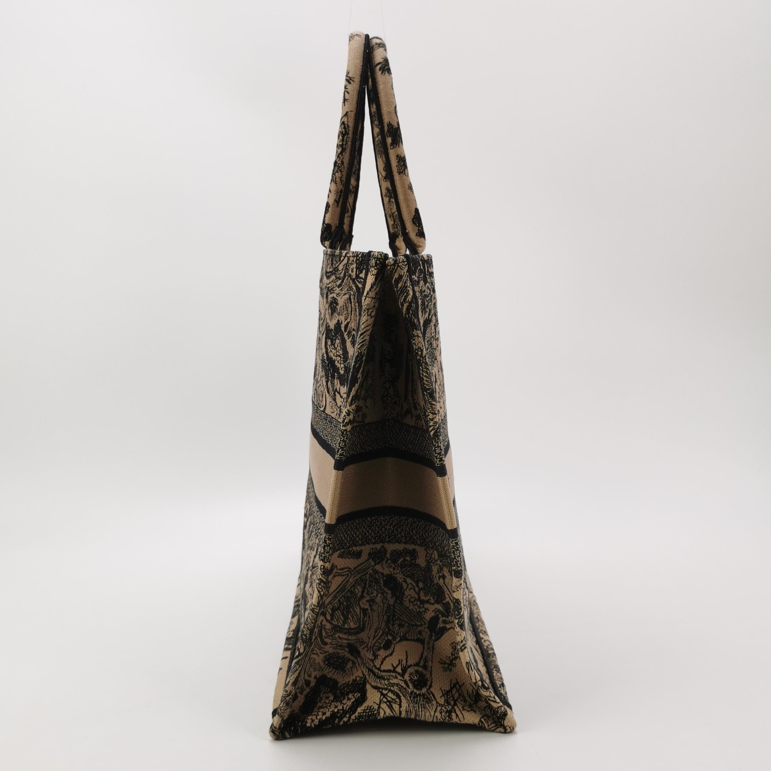 Dior Dior Women os Tote Bags Size ONE SIZE - 4 Thumbnail