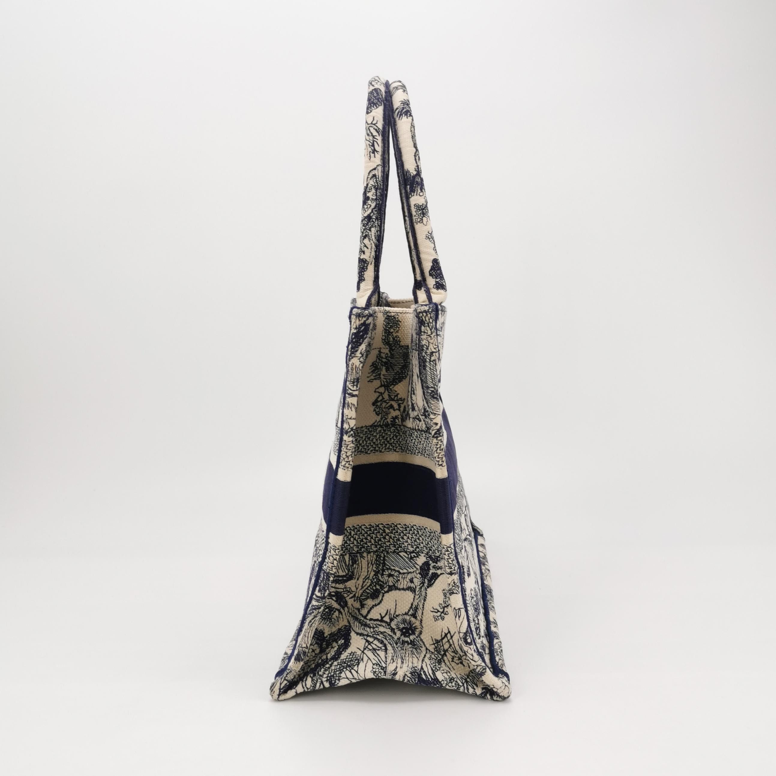 Dior Dior Women os Tote Bags Size ONE SIZE - 3 Thumbnail