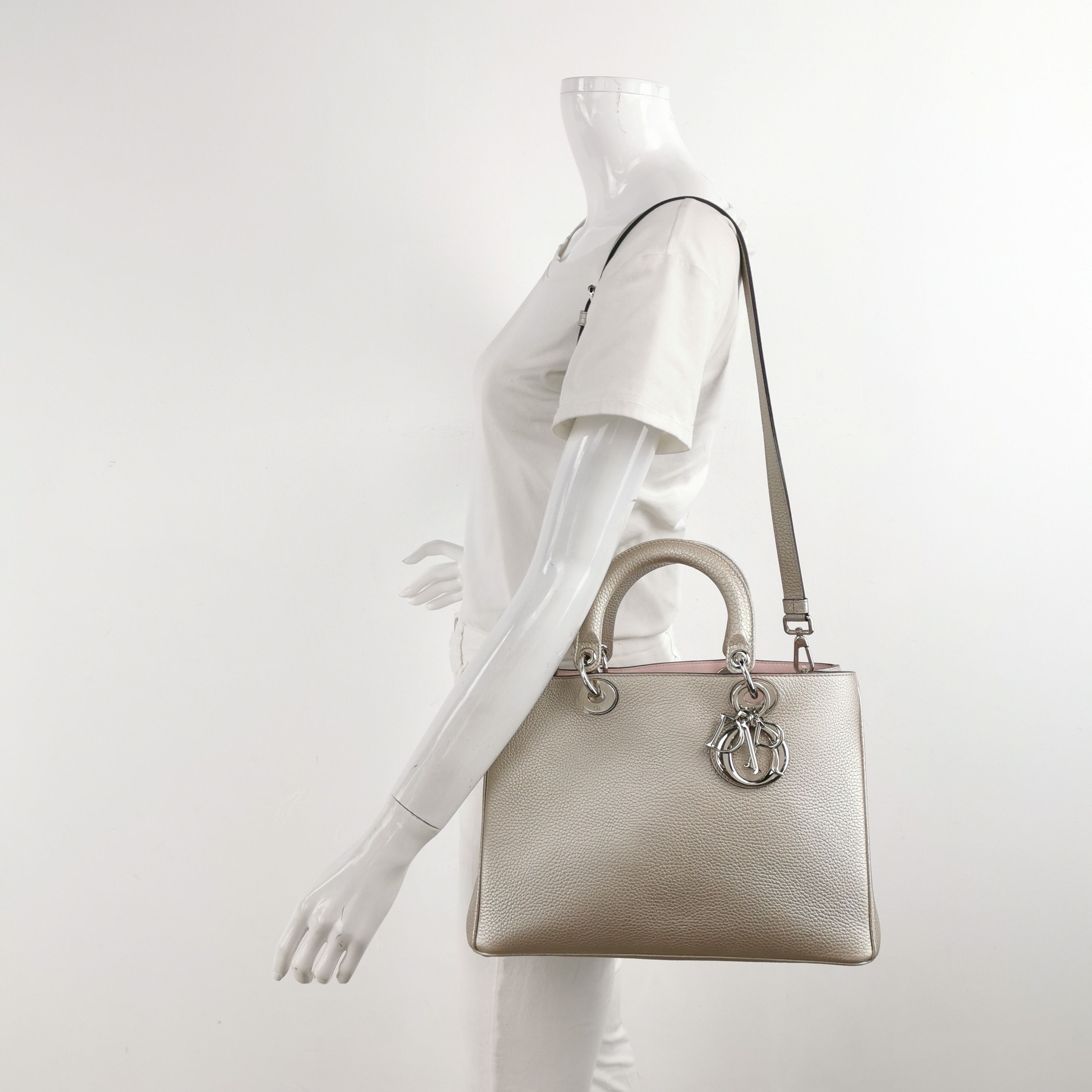 Dior Dior Women os Shoulder Bags Size ONE SIZE - 2 Thumbnail