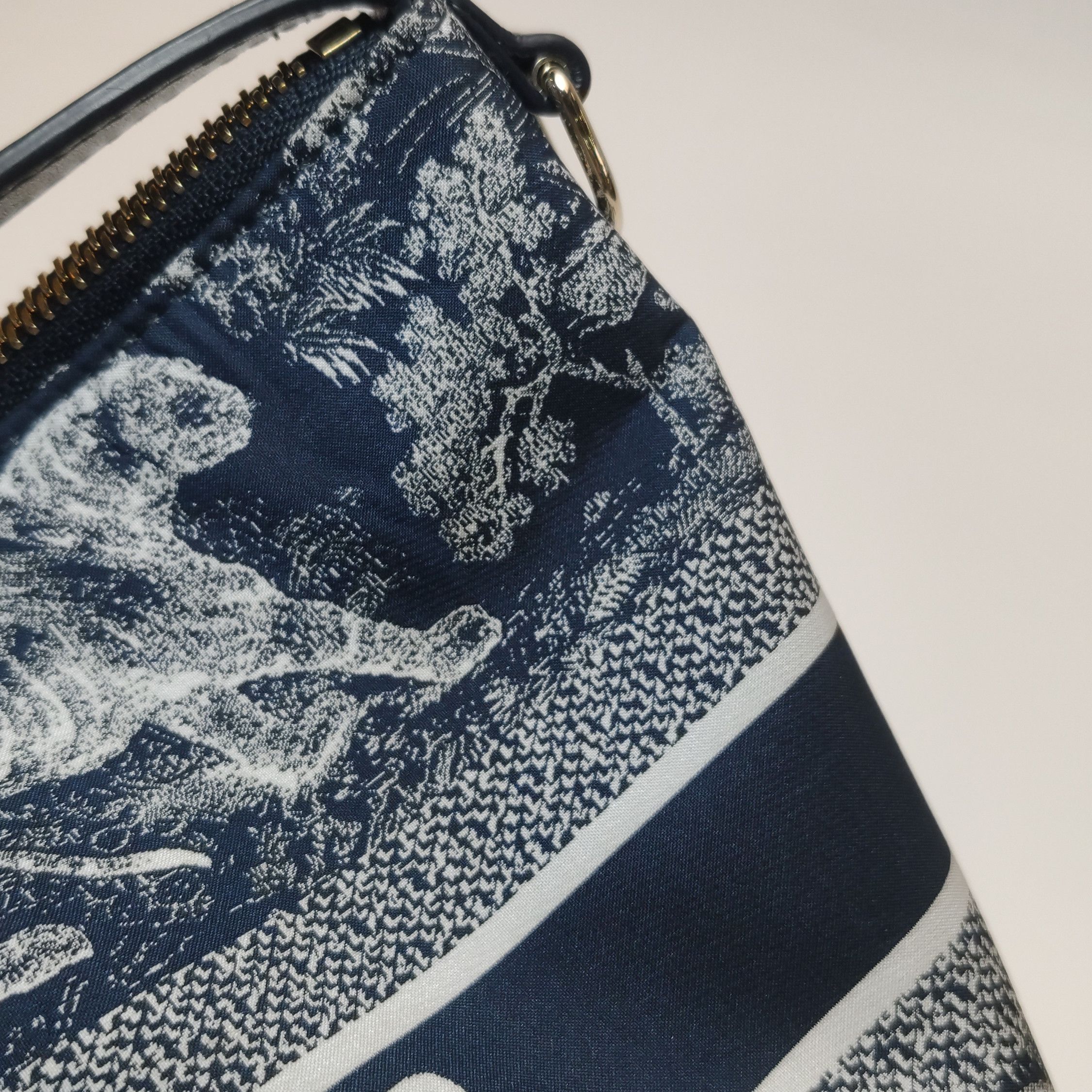 Dior Dior Women os Tote Bags Size ONE SIZE - 22 Thumbnail