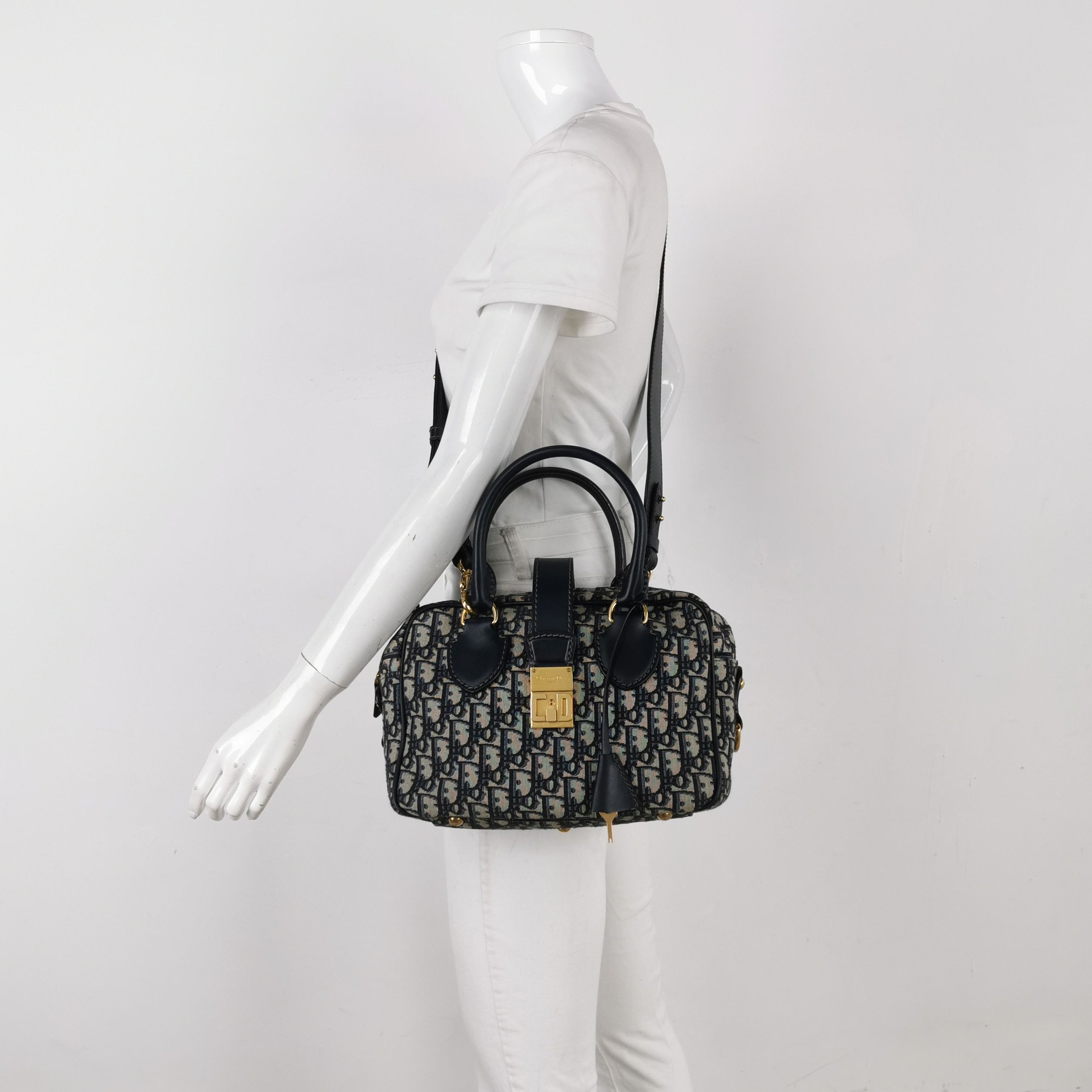 Dior Dior Women os Shoulder Bags Size ONE SIZE - 2 Thumbnail