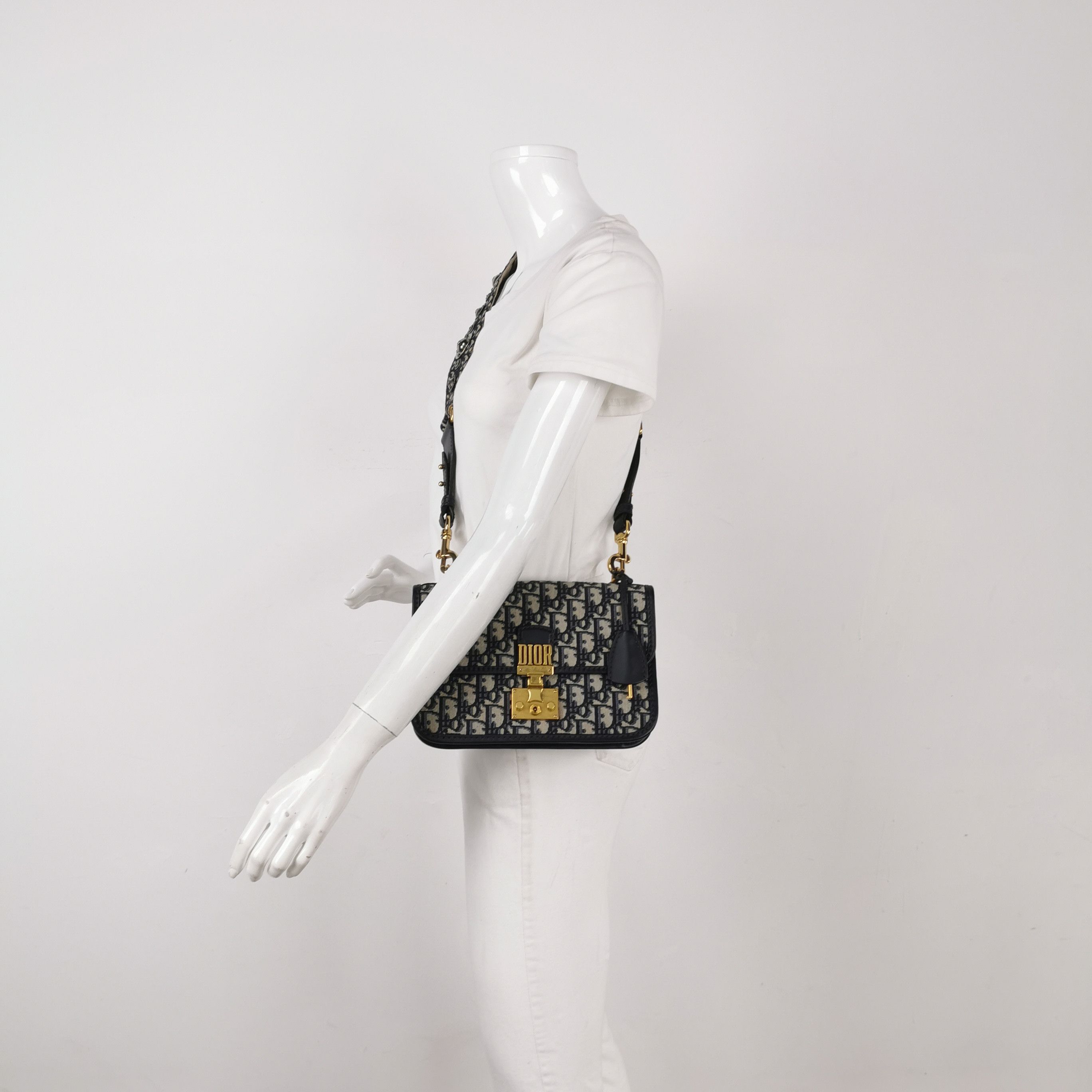 Dior Dior Women os Shoulder Bags Size ONE SIZE - 2 Thumbnail
