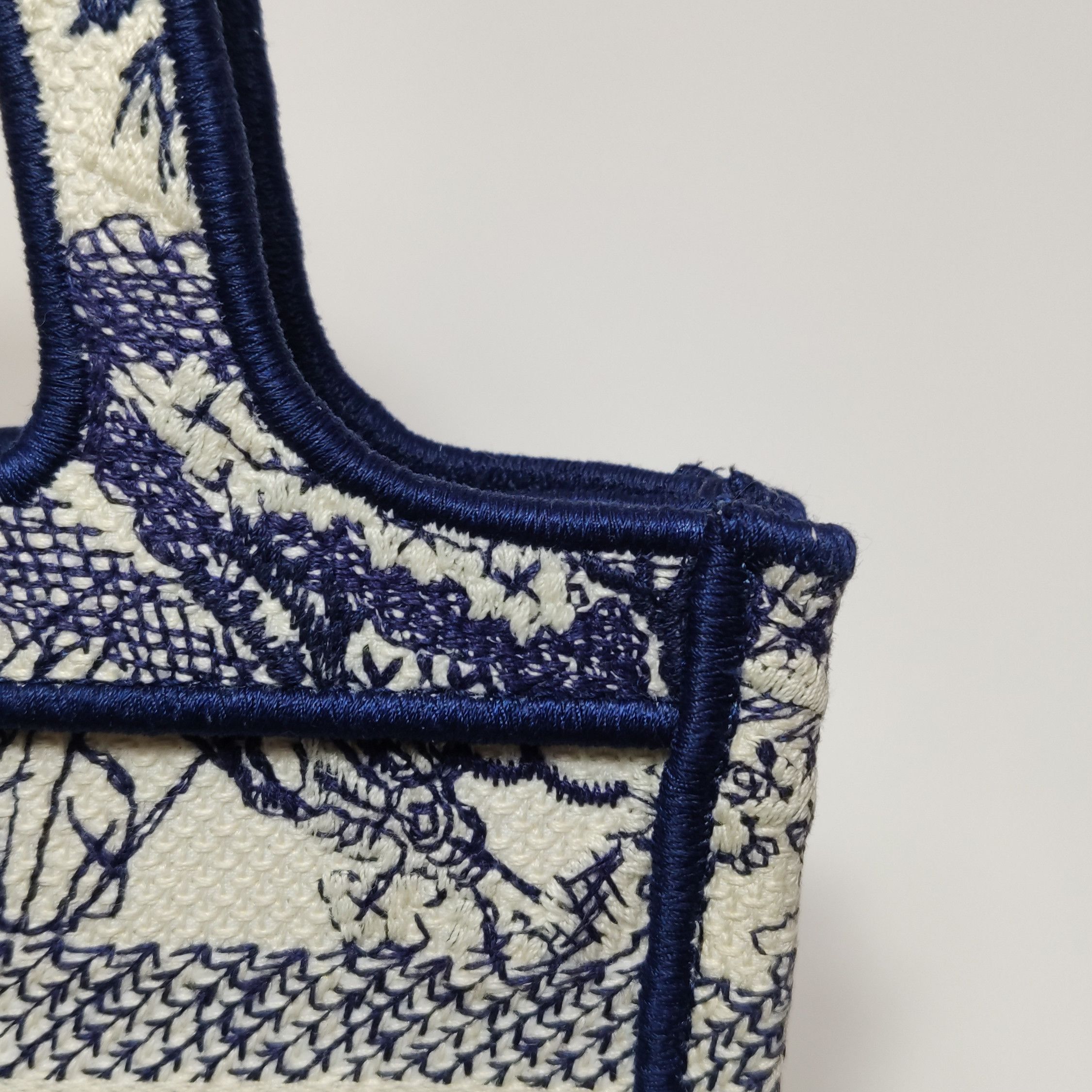 Dior Dior Women os Tote Bags Size ONE SIZE - 9 Thumbnail