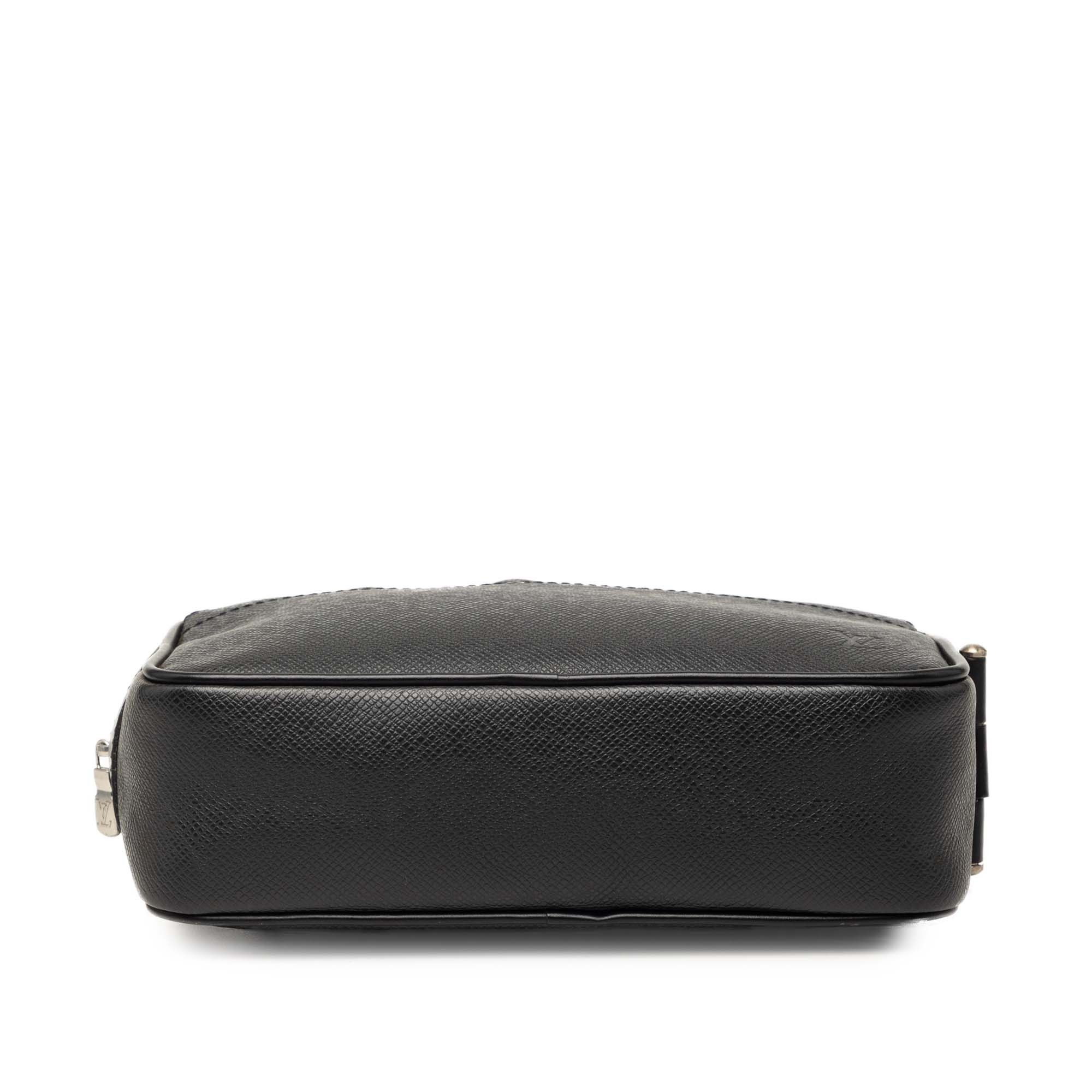 Louis Vuitton Taiga Pochette Kaluga Size ONE SIZE - 3 Thumbnail
