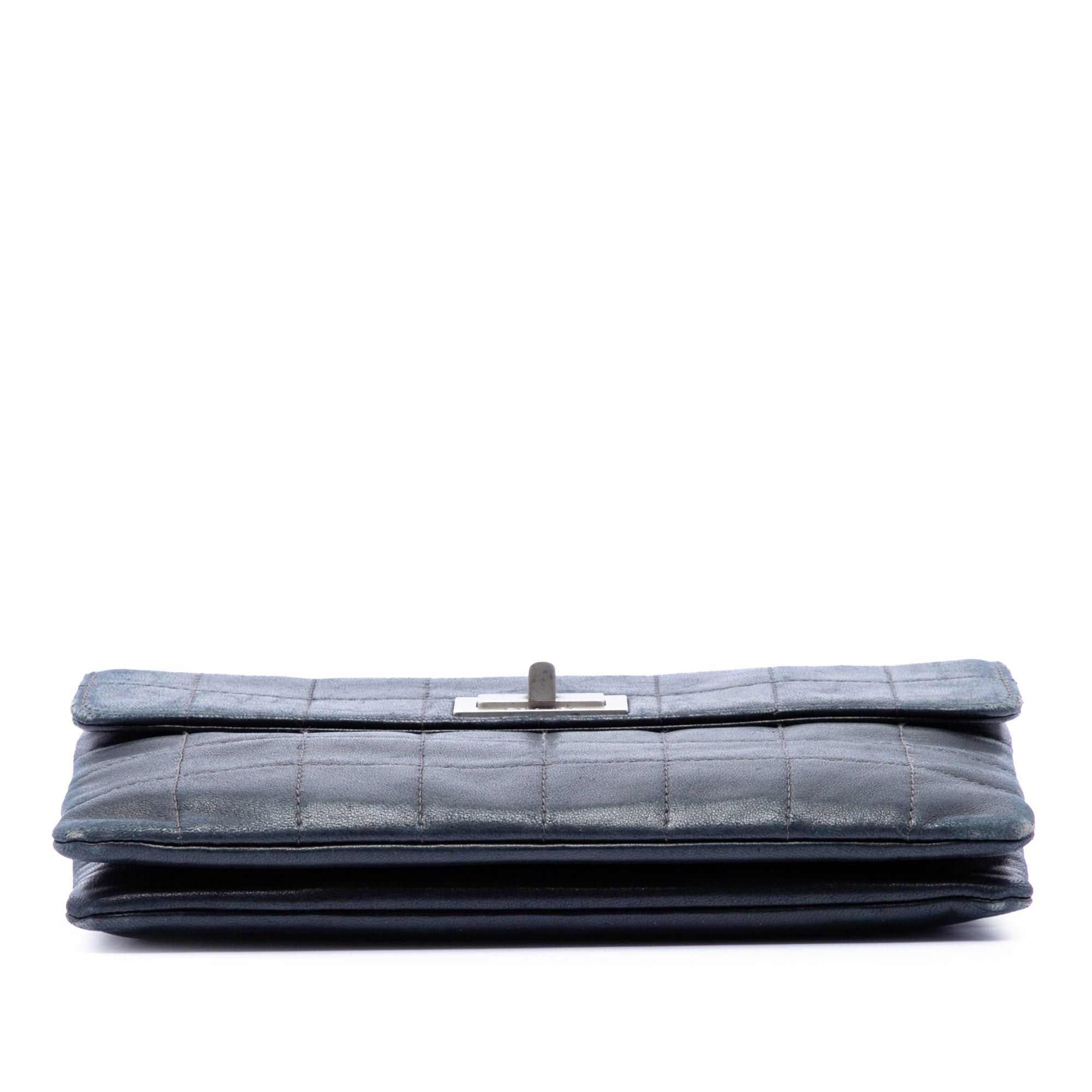 Chanel Choco Bar Lambskin Reissue 2.55 Flap Clutch Size ONE SIZE - 3 Thumbnail
