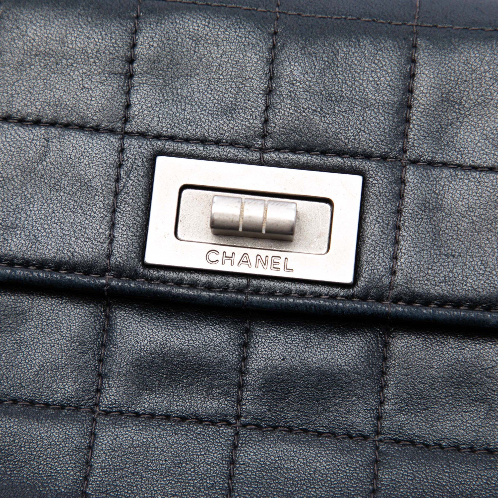 Chanel Choco Bar Lambskin Reissue 2.55 Flap Clutch Size ONE SIZE - 5 Thumbnail