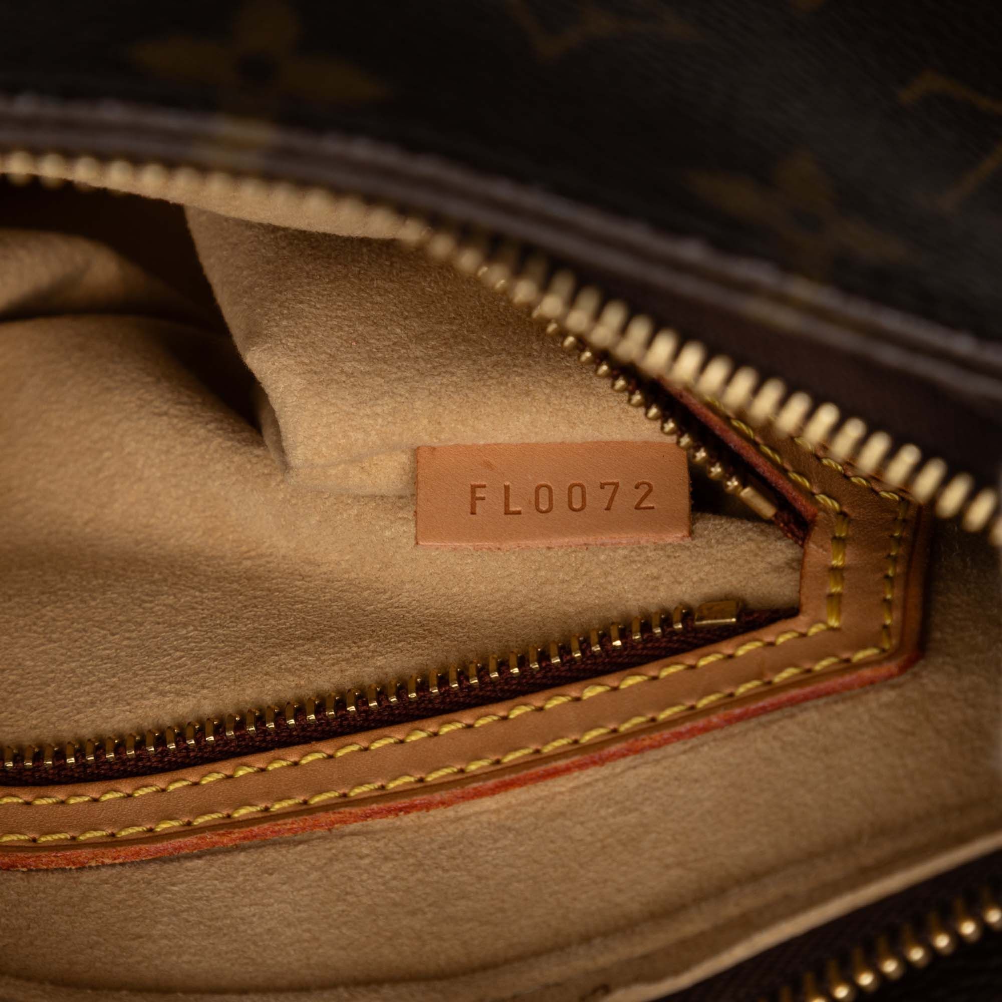 Louis Vuitton Monogram Looping MM Size ONE SIZE - 6 Thumbnail