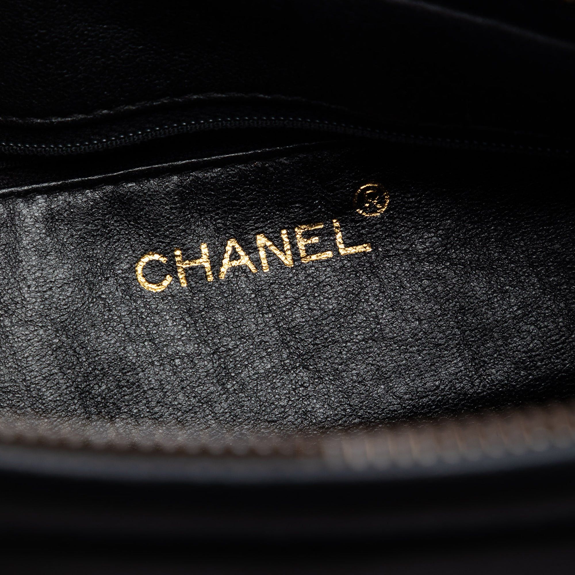 Chanel CC Quilted Lambskin Tassel Camera Bag Size ONE SIZE - 5 Thumbnail