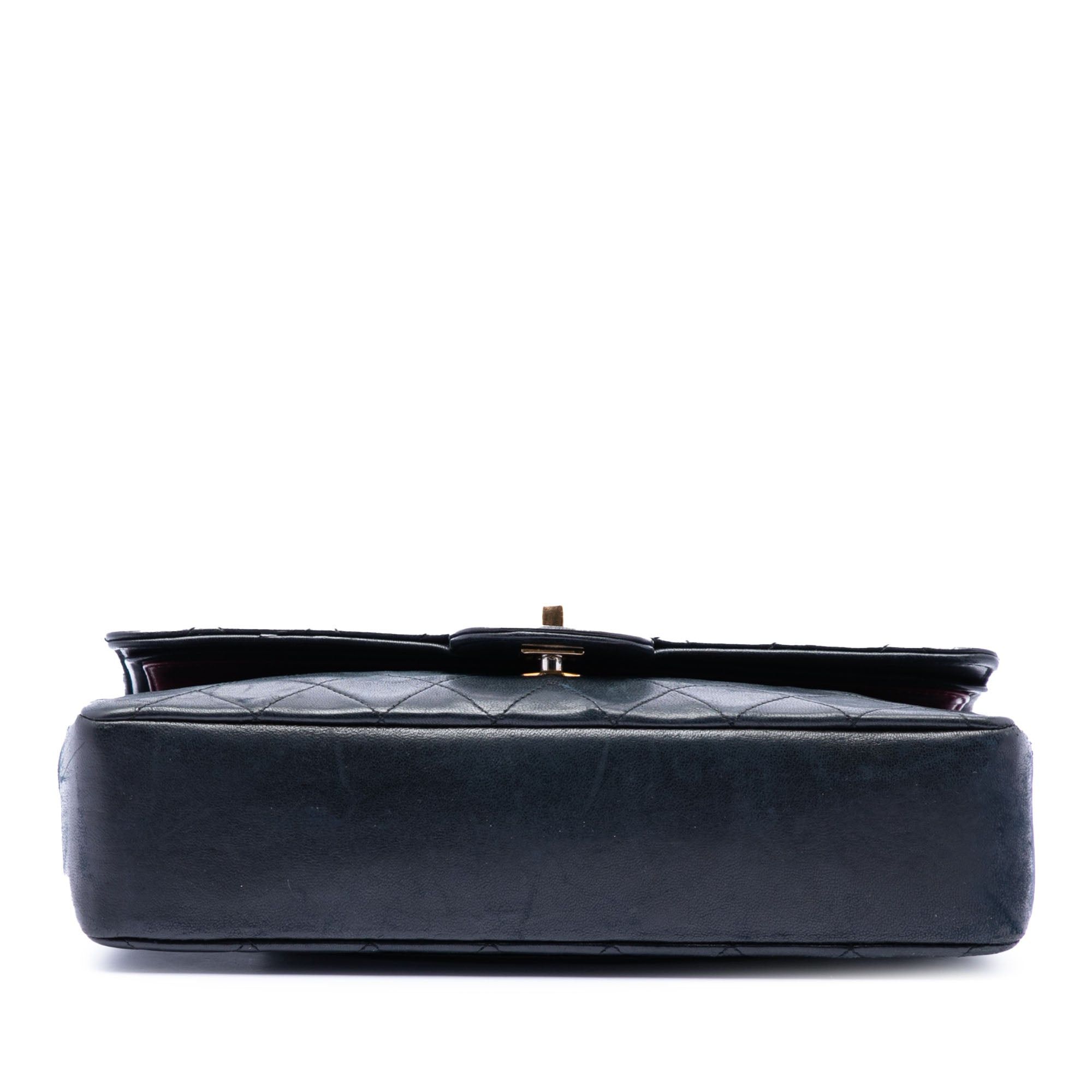 Chanel Medium Classic Lambskin Double Flap Size ONE SIZE - 3 Thumbnail