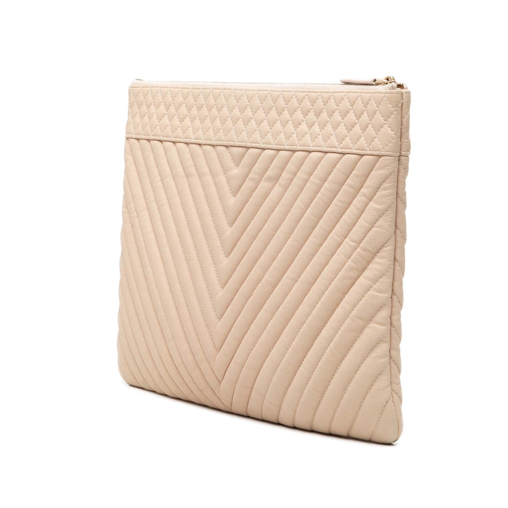 Chanel Large Chevron Caviar O Case Clutch Size ONE SIZE - 2 Thumbnail