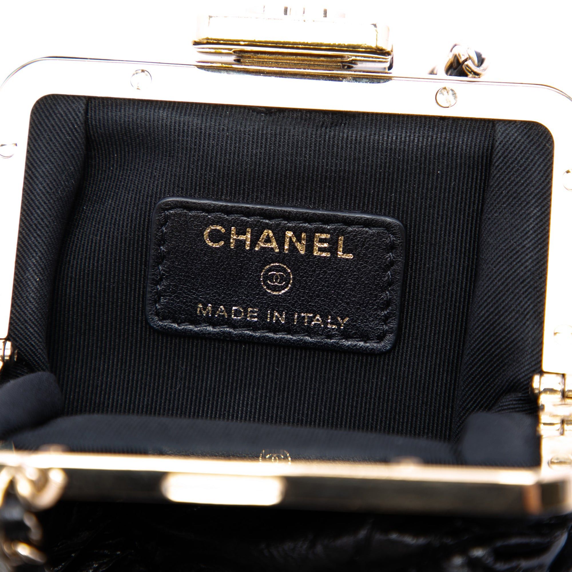 Chanel Quilted Aged Lambskin Kiss Lock Clutch with Chain Size ONE SIZE - 5 Thumbnail