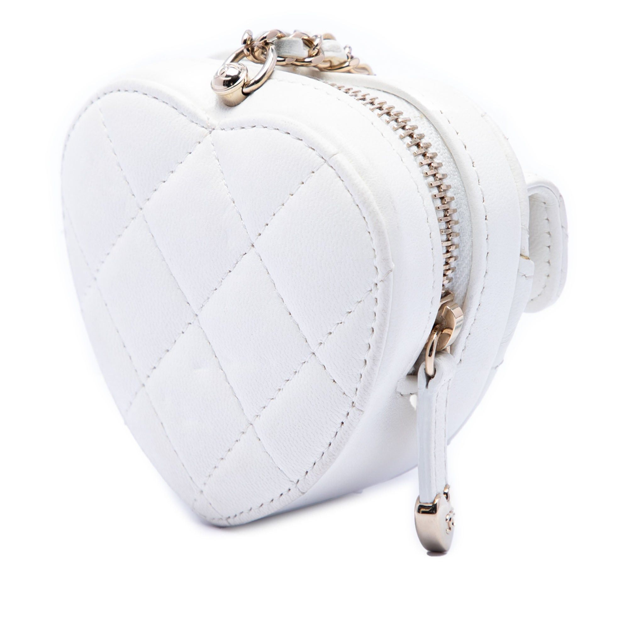 Chanel Mini Quilted Lambskin CC in Love Heart Necklace Bag Size ONE SIZE - 2 Thumbnail