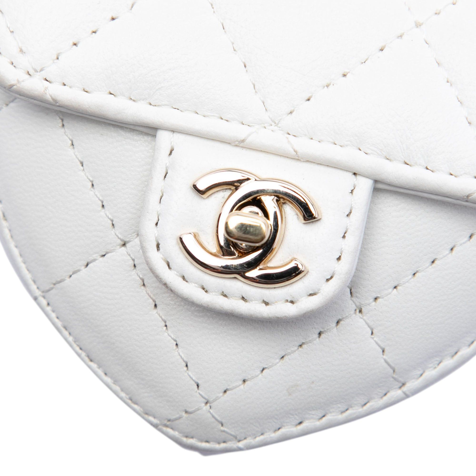 Chanel Mini Quilted Lambskin CC in Love Heart Necklace Bag Size ONE SIZE - 5 Thumbnail