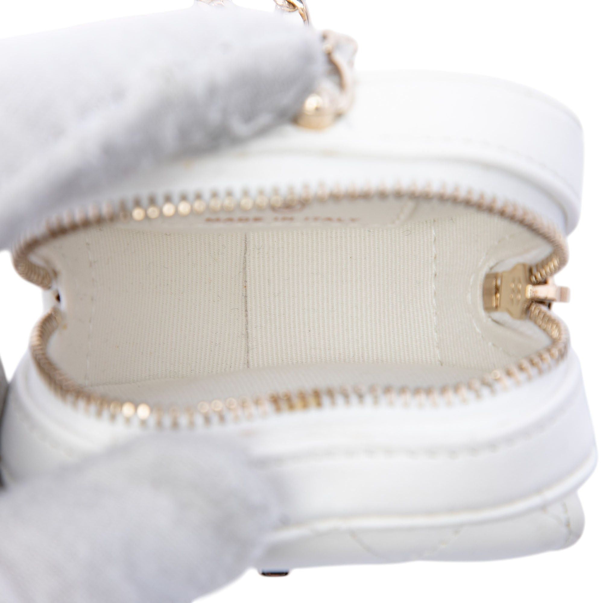 Chanel Mini Quilted Lambskin CC in Love Heart Necklace Bag Size ONE SIZE - 4 Thumbnail