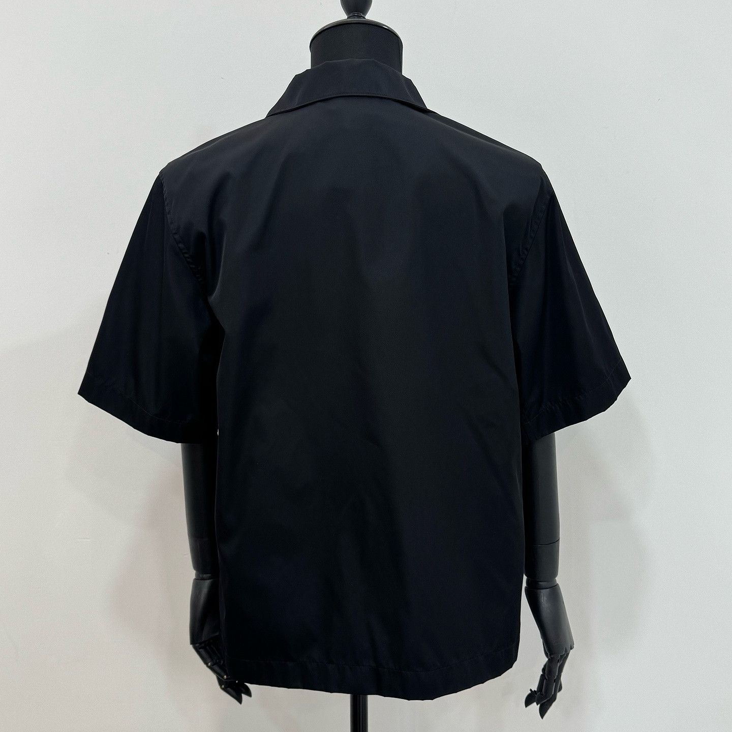 Prada Prada Re-Nylon Button Up Shirt Size 38 Size XS / US 0-2 / IT 36-38 - 2 Thumbnail