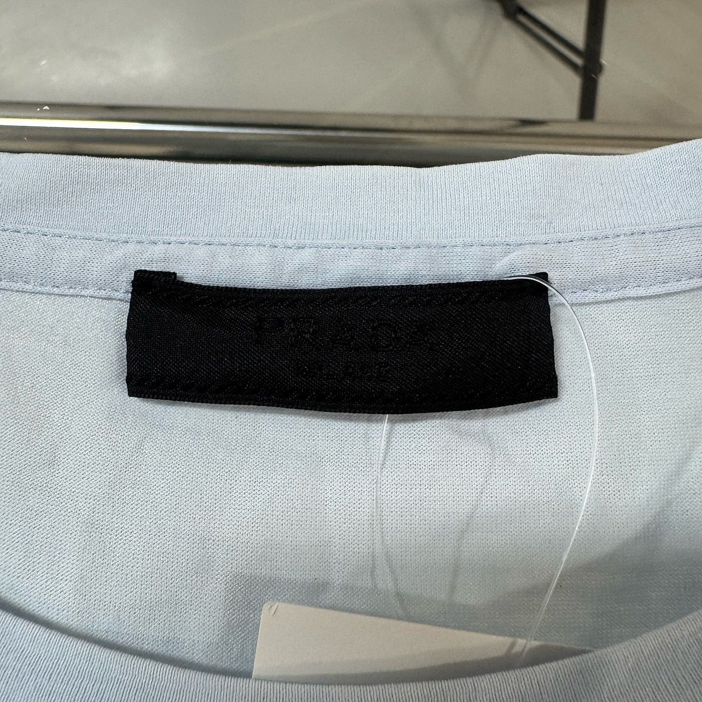 Prada Prada Pocket T-Shirt Blue Size M Size US M / EU 48-50 / 2 - 3 Thumbnail