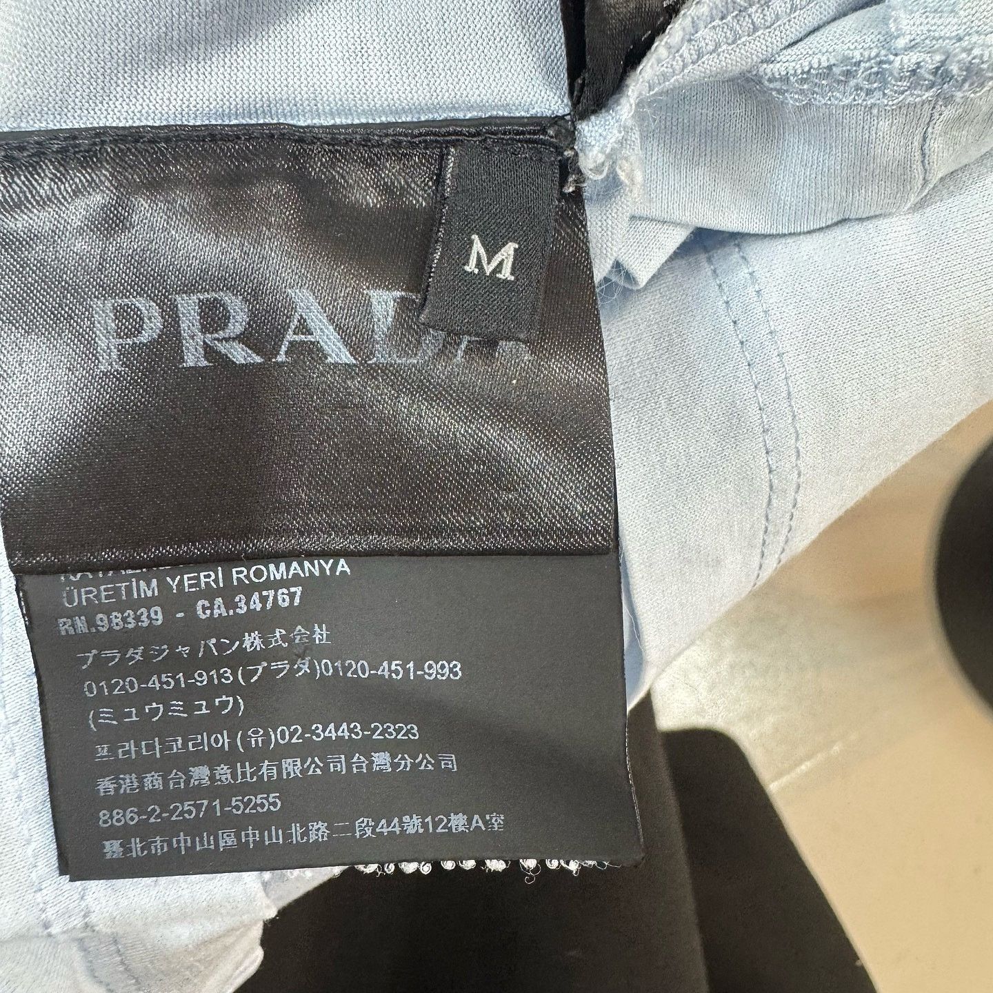 Prada Prada Pocket T-Shirt Blue Size M Size US M / EU 48-50 / 2 - 4 Thumbnail