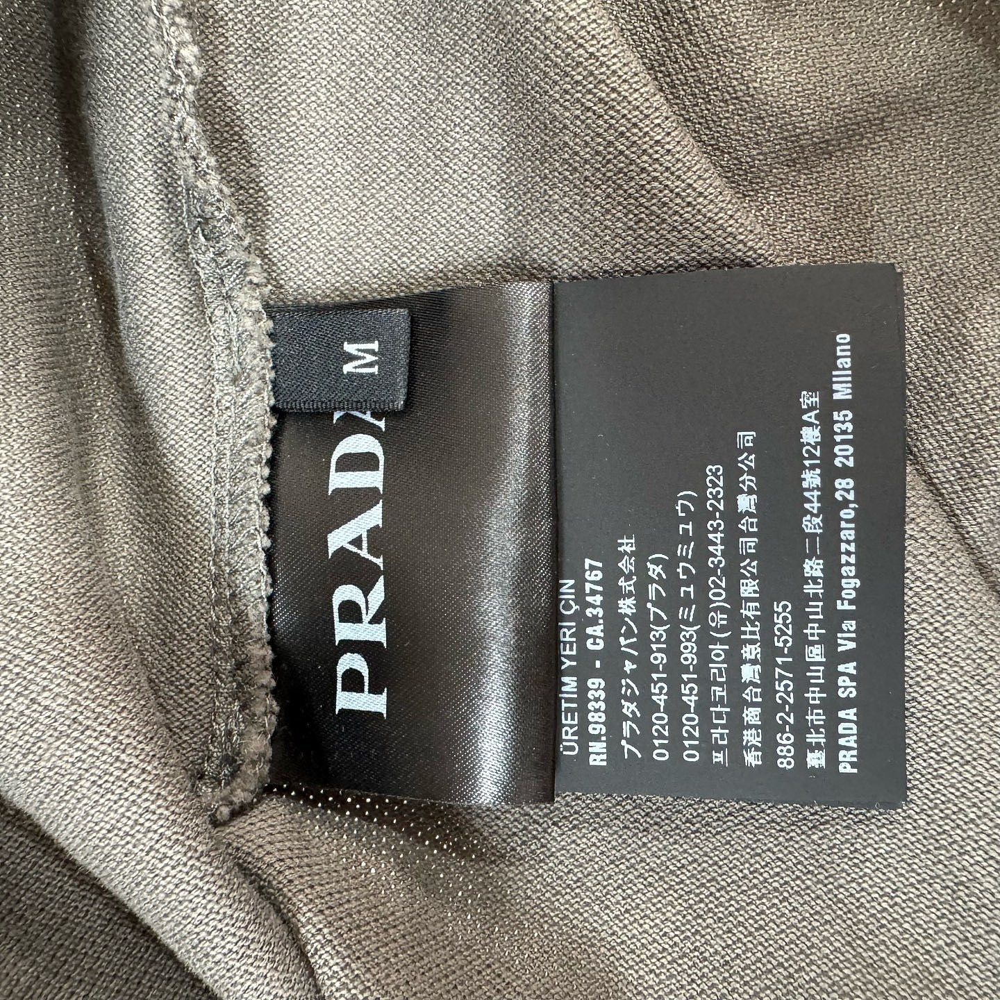 Prada Prada Logo Patch Polo Shirt Size M Size US M / EU 48-50 / 2 - 4 Thumbnail