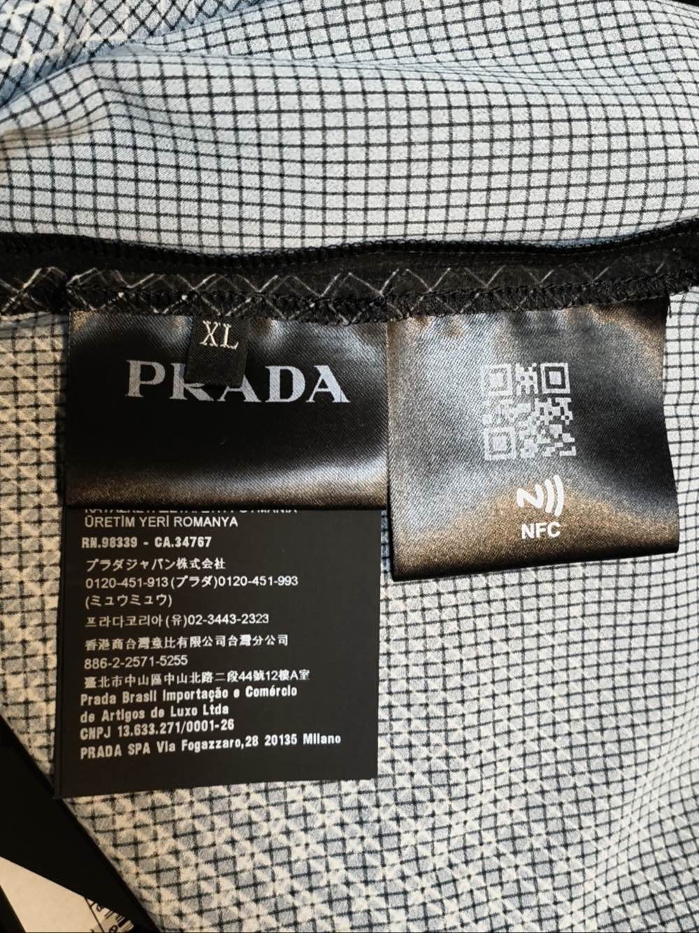 Prada Prada Grid Print Short Sleeve T-Shirt Size XL Size US XL / EU 56 / 4 - 4 Thumbnail