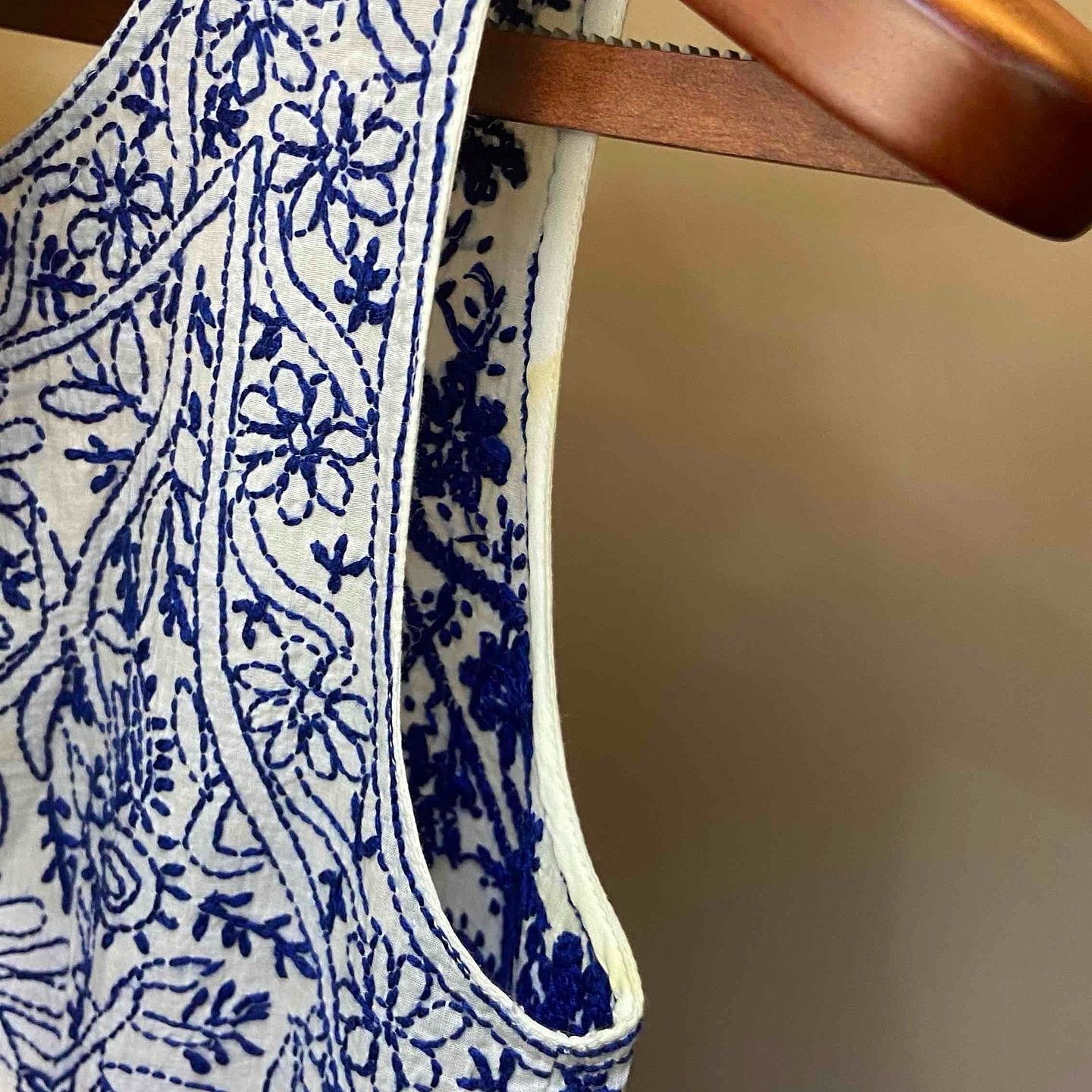 Prada Prada Blue White Embroidered Cotton Midi Dress Size 40 Size S / US 4 / IT 40 - 7 Thumbnail