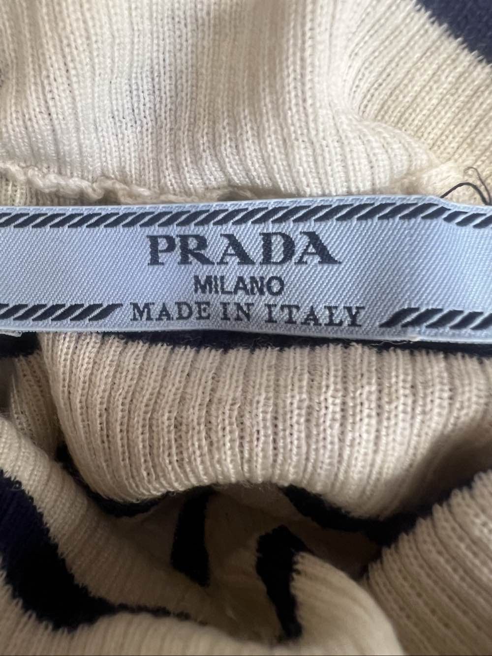 Prada Prada Striped Logo Wool Sweater Size IT 42 Size M / US 6-8 / IT 42-44 - 3 Thumbnail