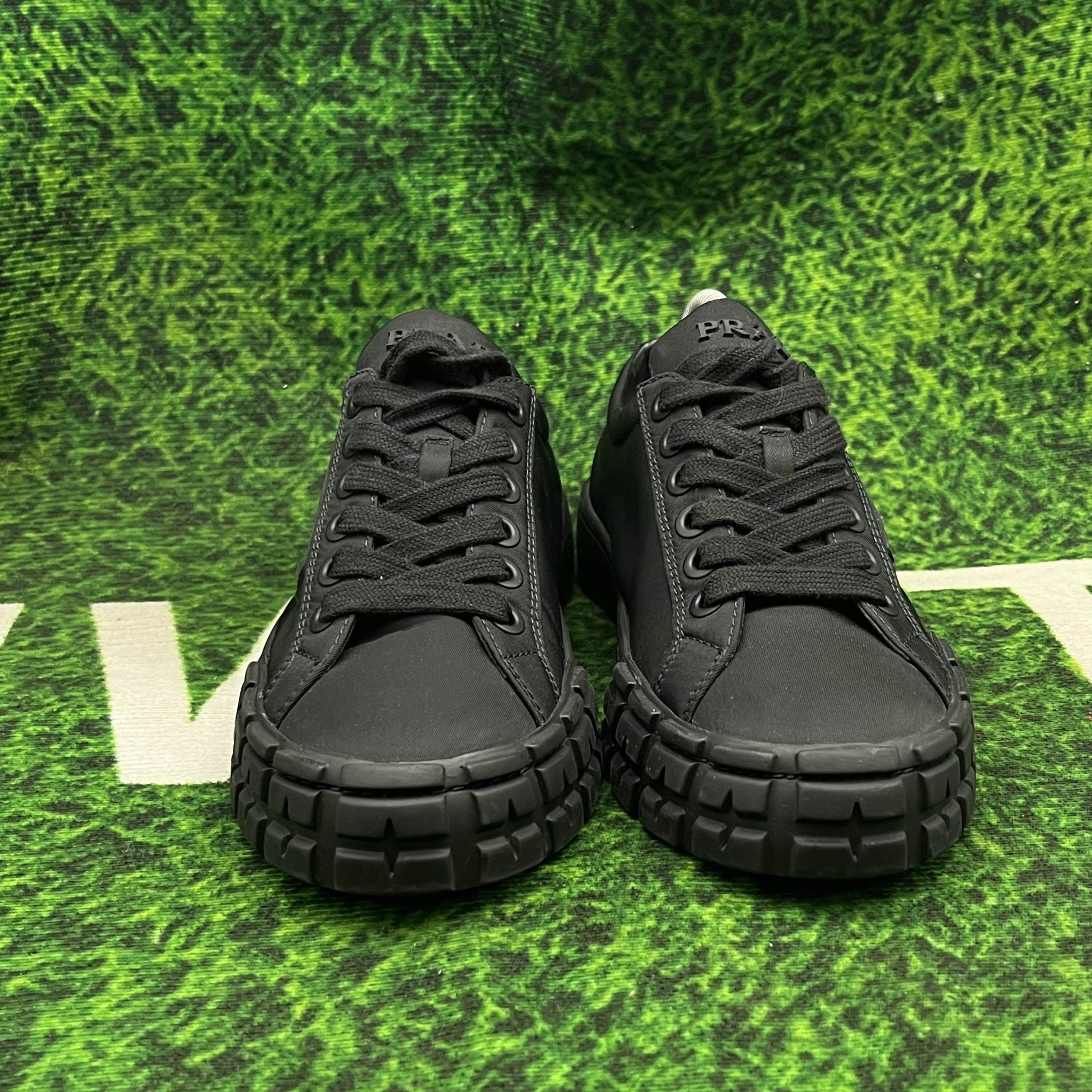 Prada Prada Wheel Re-Nylon Sneakers Size 36.5 Size US 6.5 / IT 36.5 - 2 Thumbnail