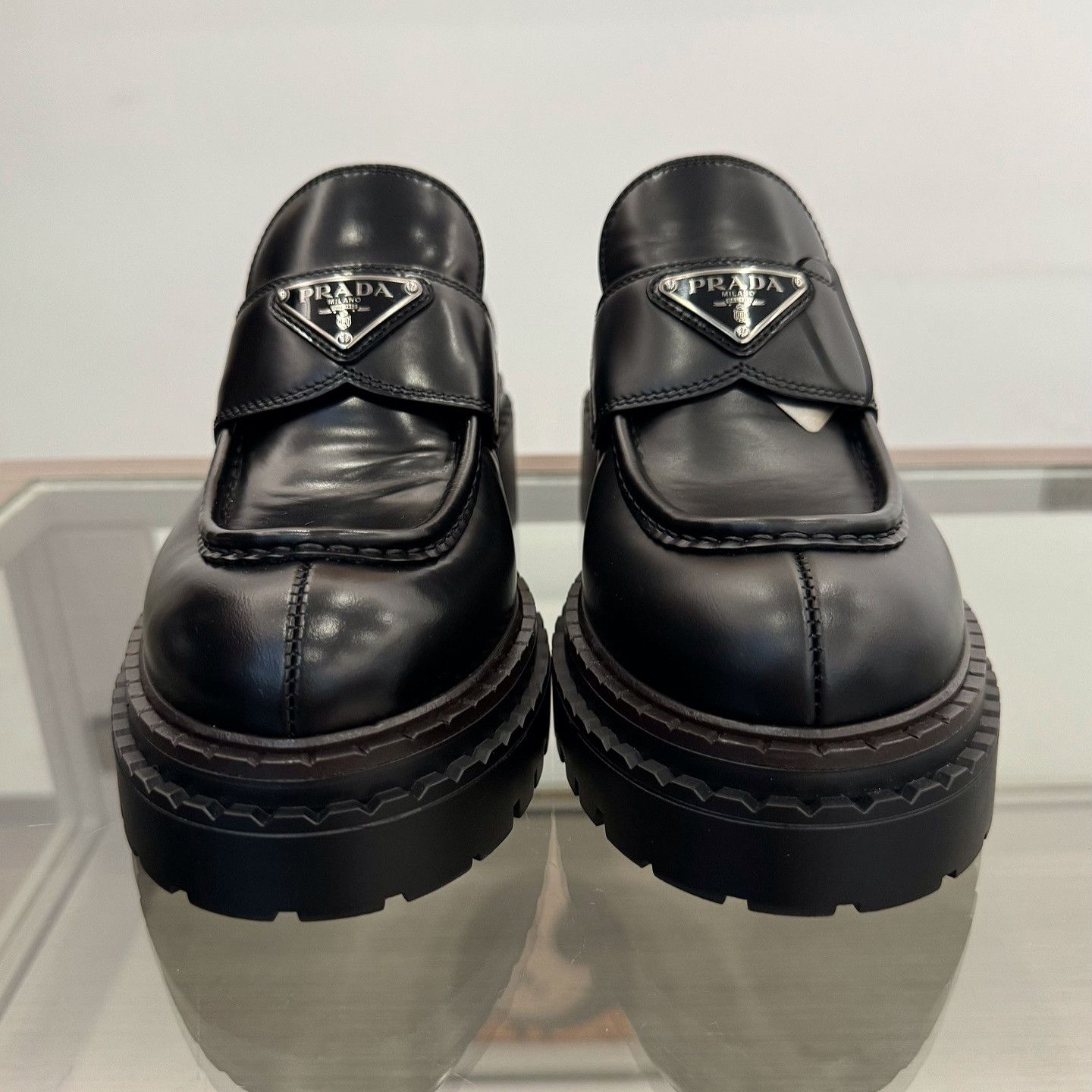 Prada Prada Logo Plaque Leather Platforms Size 38.5 Size US 8.5 / IT 38.5 - 2 Thumbnail
