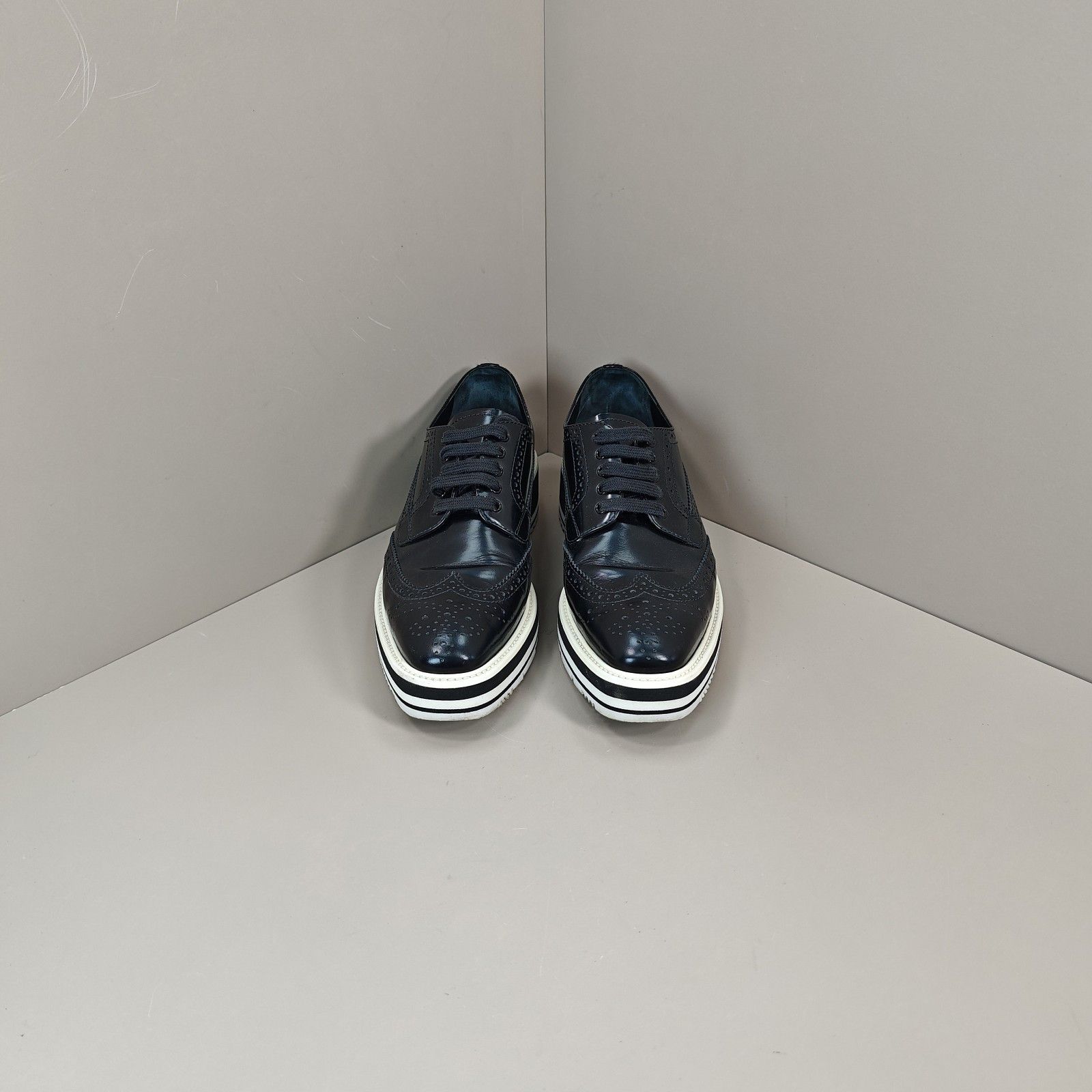 Prada Prada Black Platform Brogues Size 38 Size US 8 / IT 38 - 2 Thumbnail