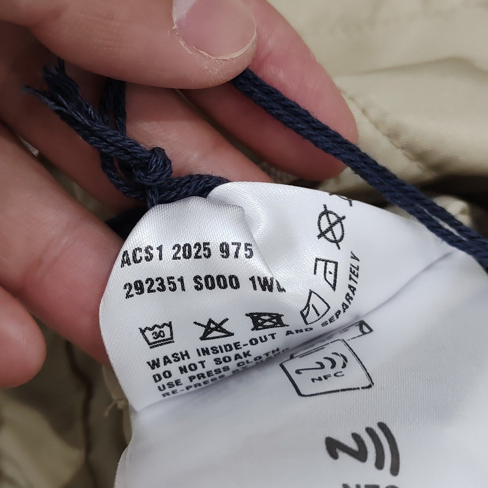 Prada Prada Hooded Nylon Jacket Size 38 Size XS / US 0-2 / IT 36-38 - 7 Thumbnail