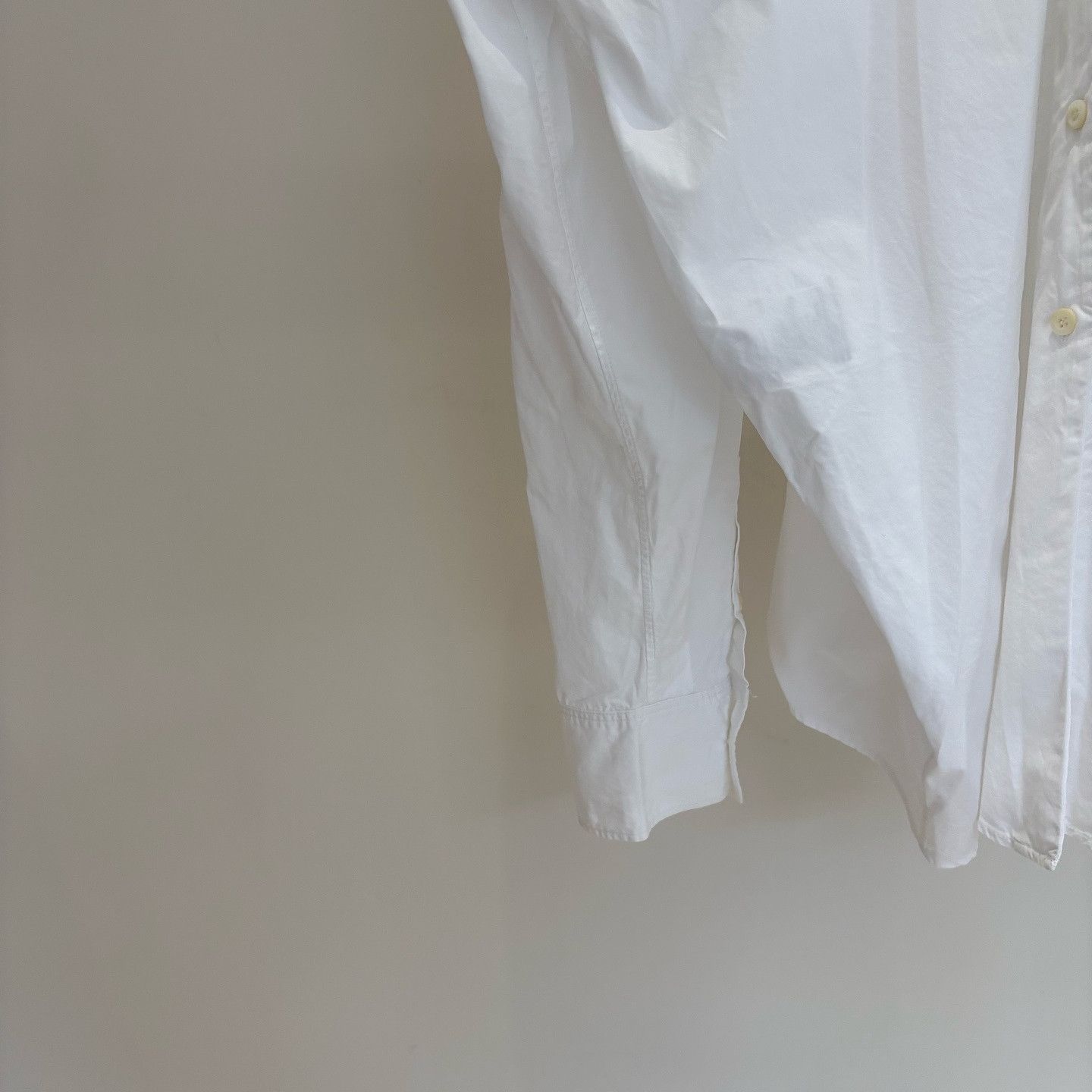 Prada Prada White Long Sleeve Collarless Button Up Shirt Size 38 Size XS / US 0-2 / IT 36-38 - 7 Thumbnail