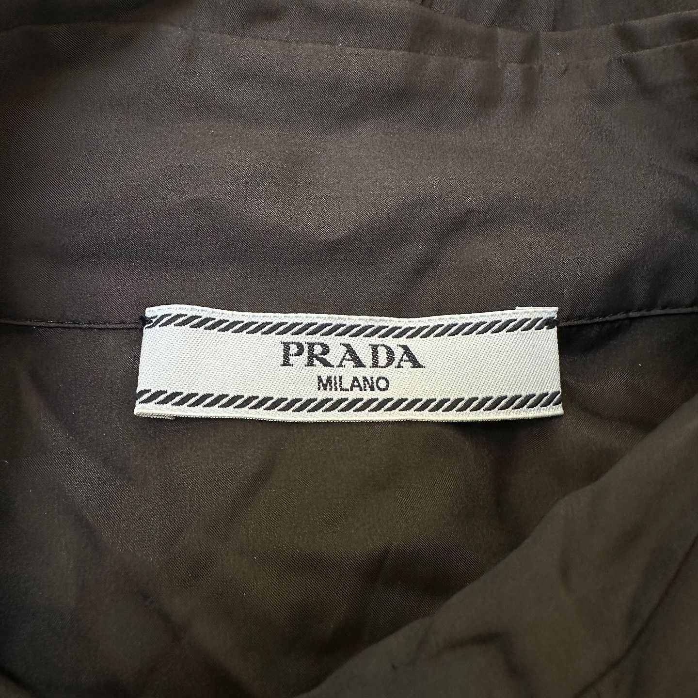 Prada Prada Triangle Logo Silk Button Up Shirt Size 38 Size XS / US 0-2 / IT 36-38 - 3 Thumbnail