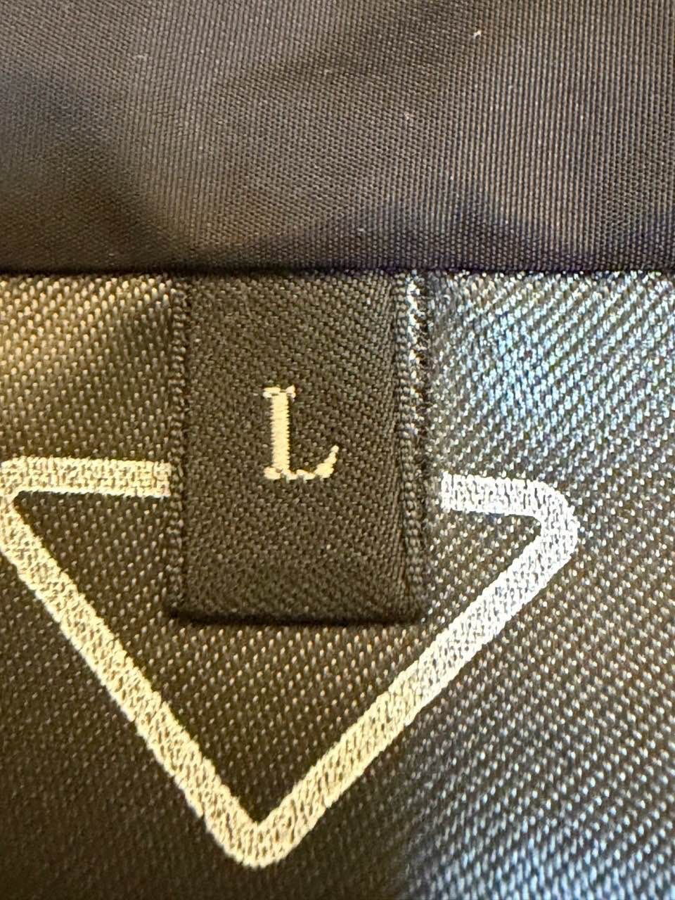 Prada Prada Logo Hooded Jacket Size L Size US L / EU 52-54 / 3 - 5 Thumbnail