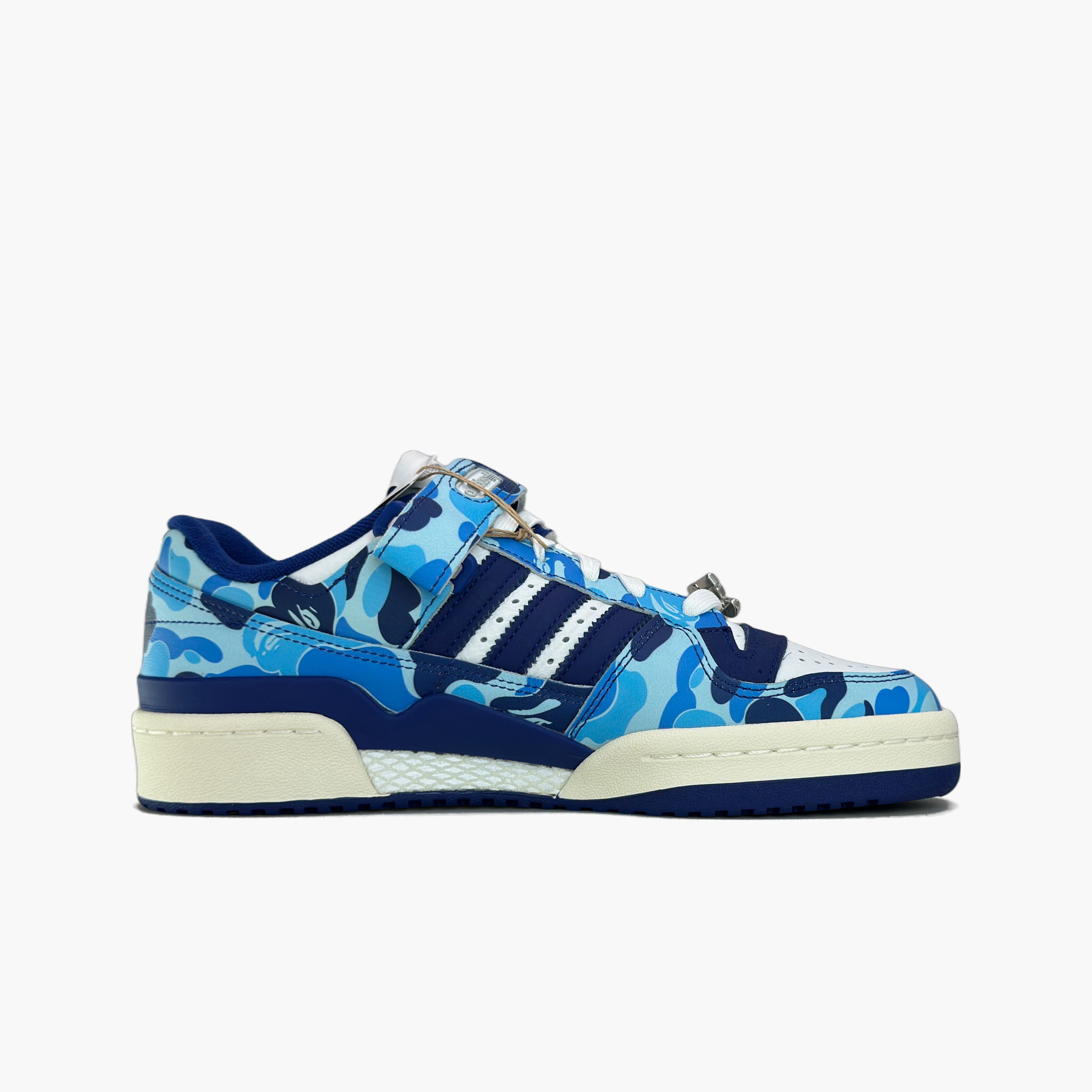 Adidas A BATHING APE x adidas Forum 84 Low Blue Camo Size 7 Size US 7 / EU 40 - 2 Thumbnail