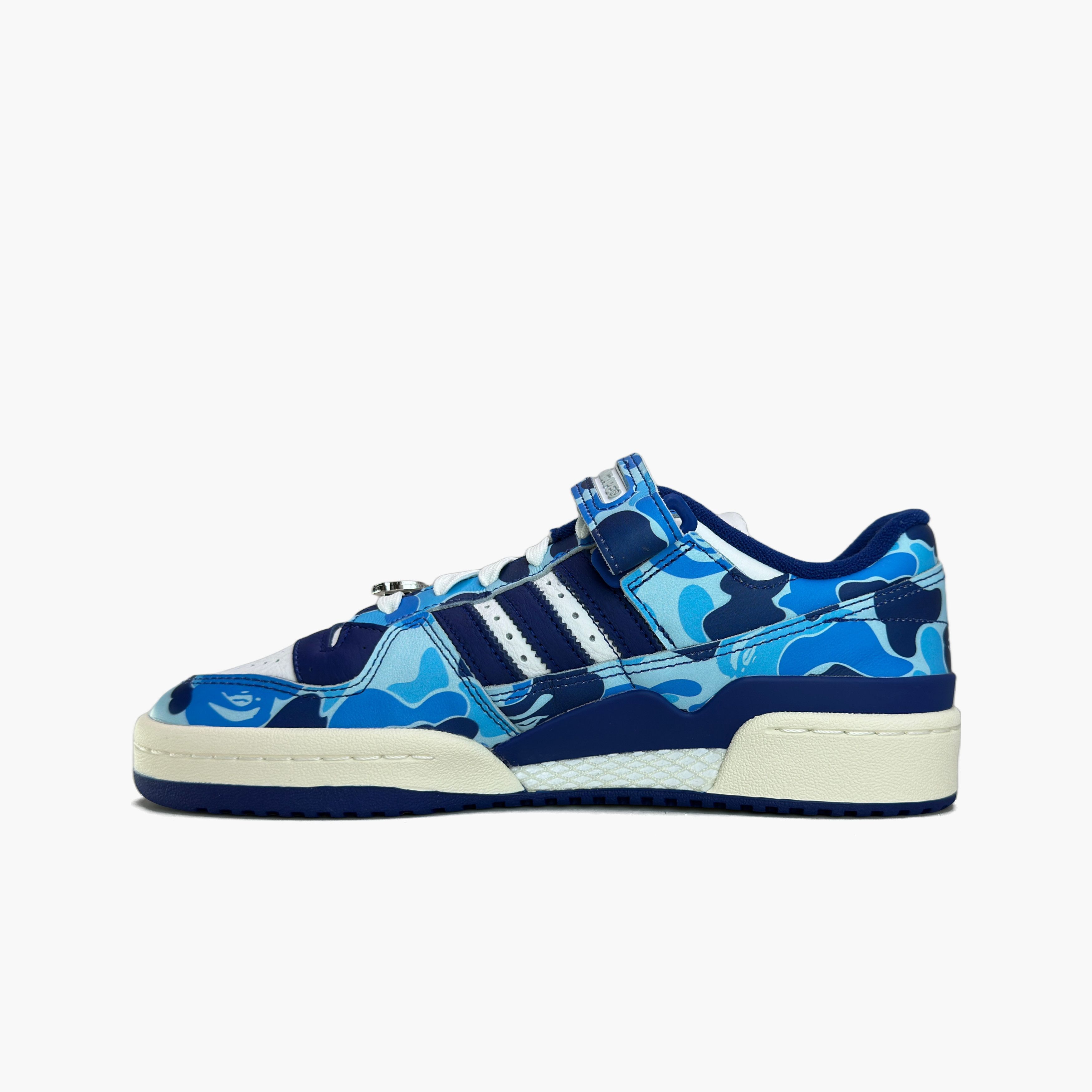 Adidas A BATHING APE x adidas Forum 84 Low Blue Camo Size 7 Size US 7 / EU 40 - 3 Thumbnail