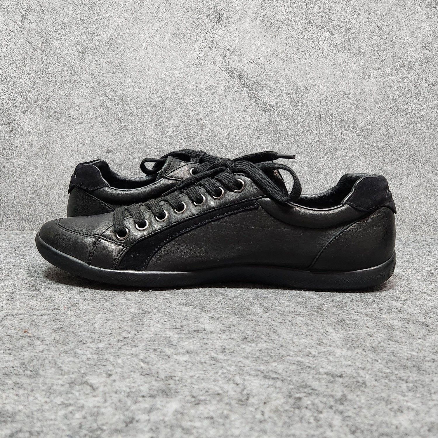 Prada Prada Leather Low-Top Sneakers US 11 Size US 11 / EU 44 - 8 Thumbnail