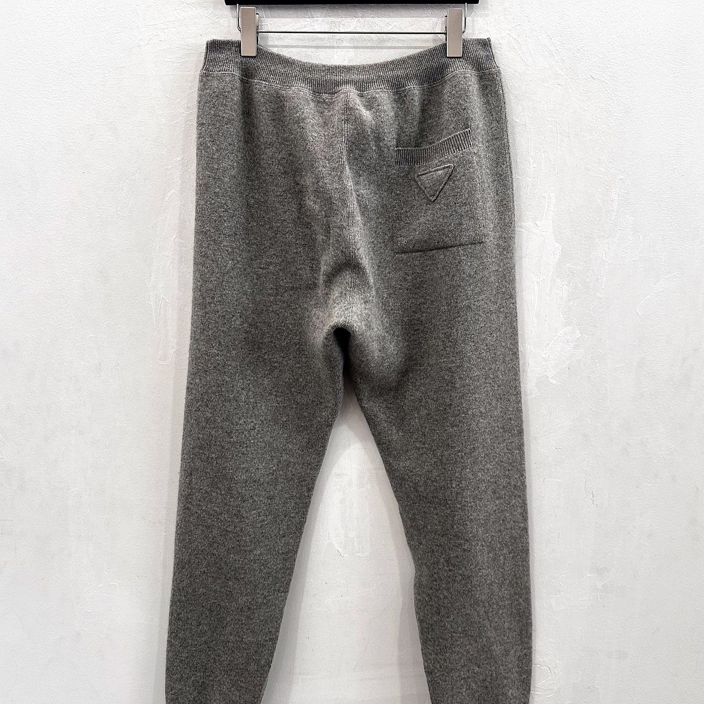 Prada Prada Cashmere Knit Sweatpants Size 36 Size US 36 / EU 52 - 2 Thumbnail