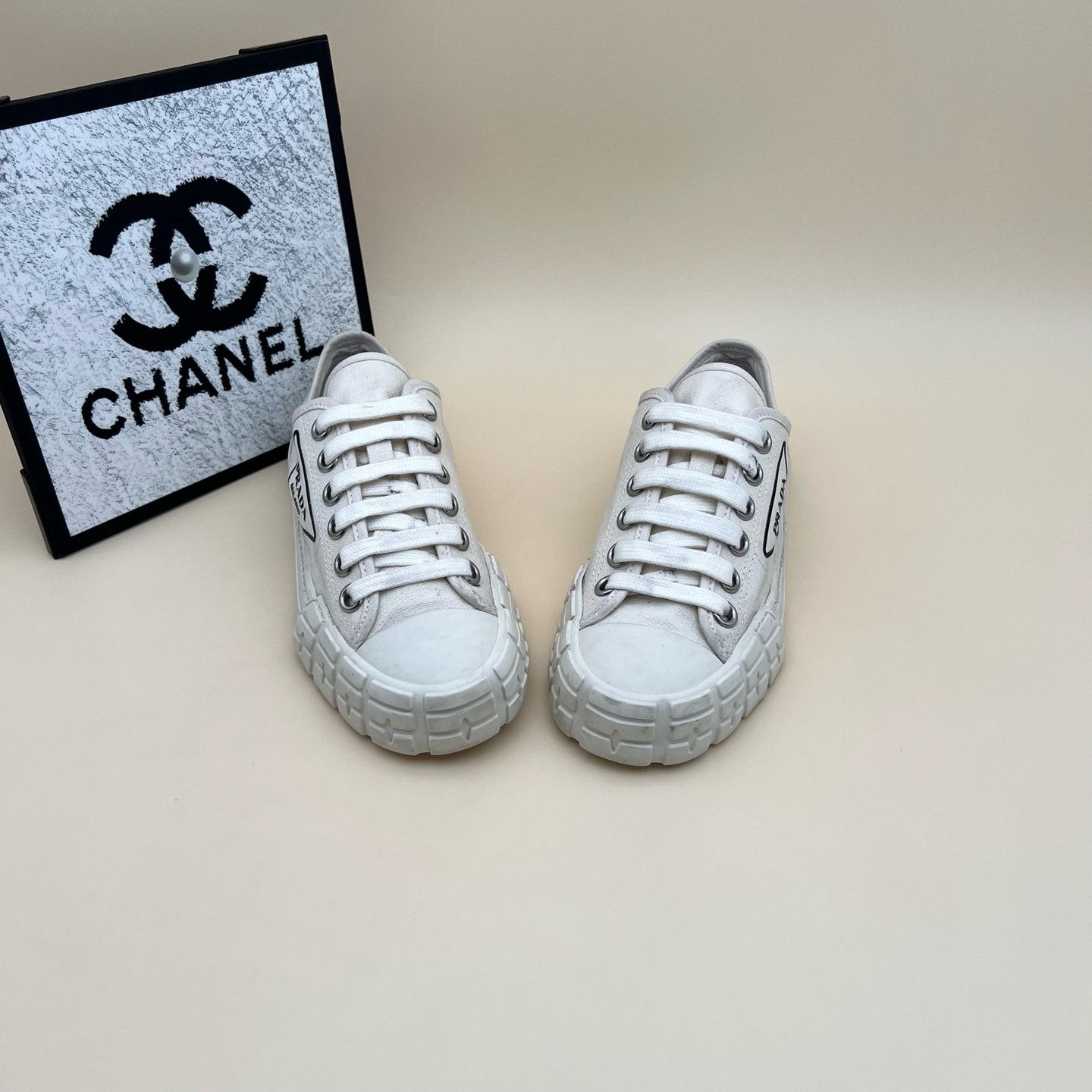Prada Prada Canvas Low-Top Sneakers Size 36 Size US 6 / IT 36 - 2 Thumbnail