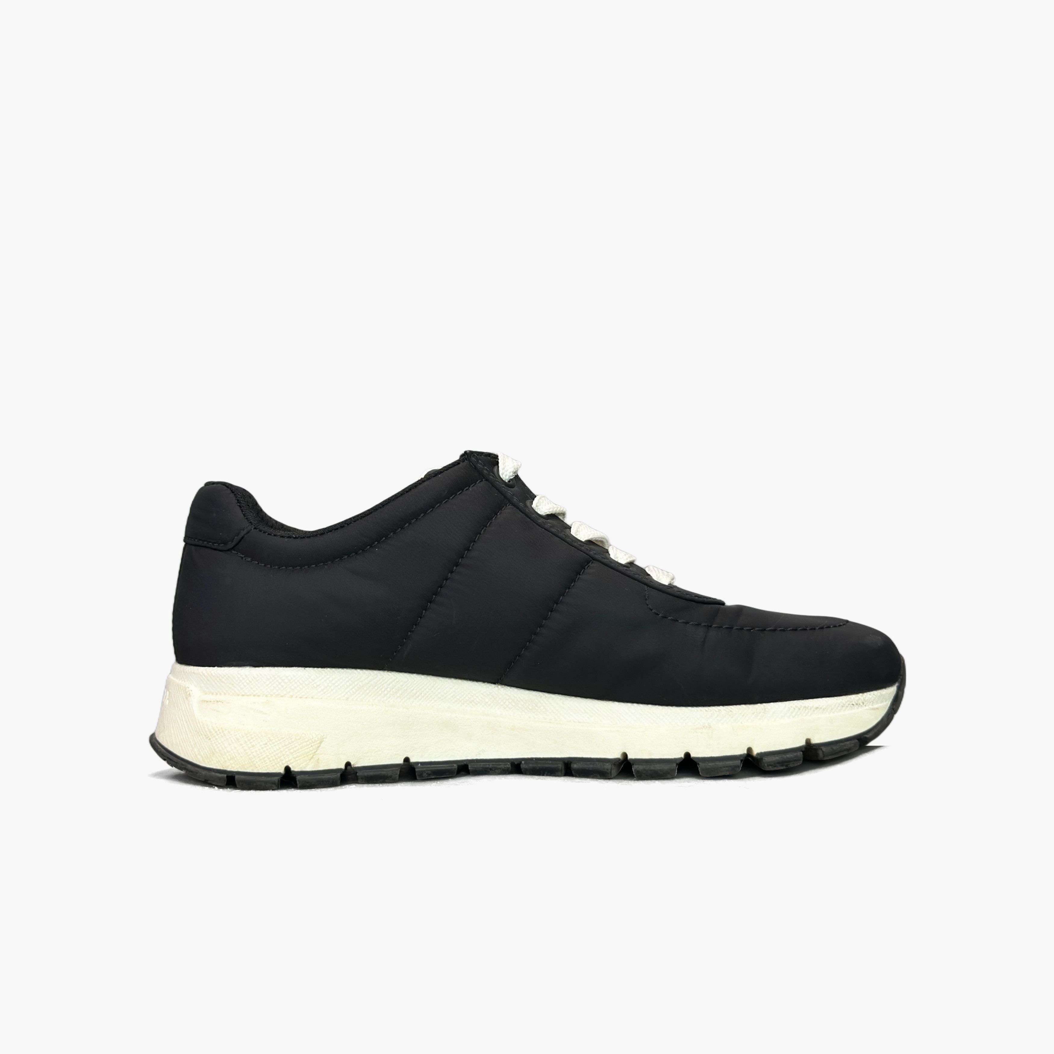Prada Prada Black Low-Top Sneakers Size 36.5 Size US 6.5 / IT 36.5 - 2 Thumbnail
