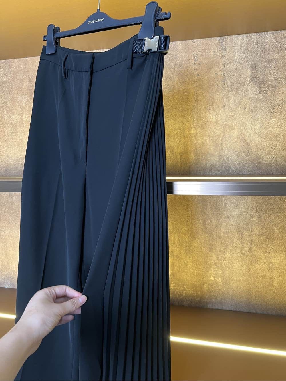 Prada Prada Black Pleated Formal Trousers Size 38S Size 34R - 6 Thumbnail