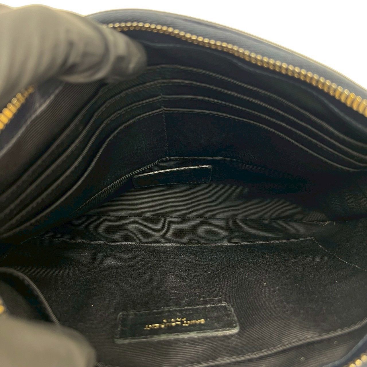 Yves Saint Laurent Yves Saint Laurent Saint Laurent Paris Leather Shoulder Bag Leather Shoulder Bag DUTY FREE for USA Size ONE SIZE - 10 Thumbnail