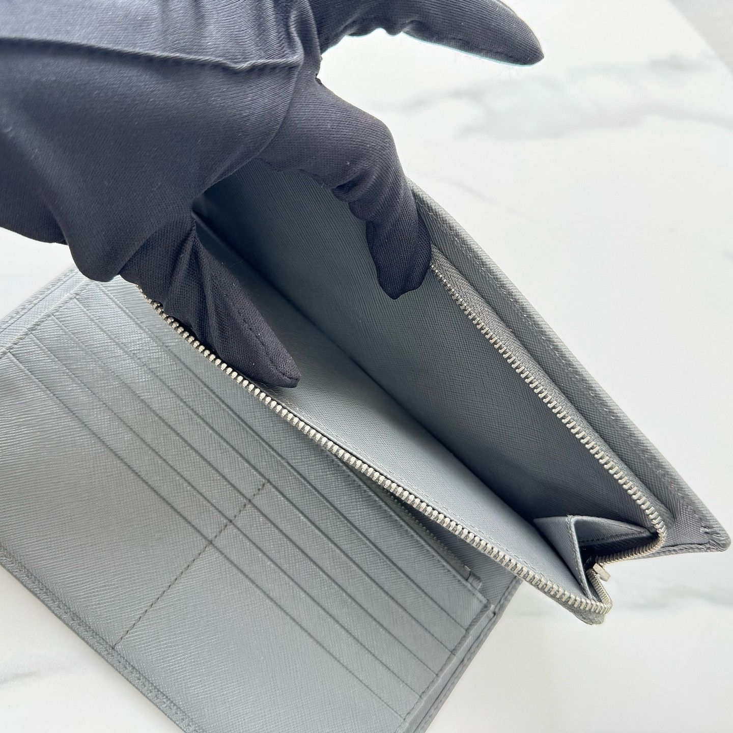 Prada Prada Saffiano Leather Long Wallet ONE SIZE Size ONE SIZE - 19 Thumbnail